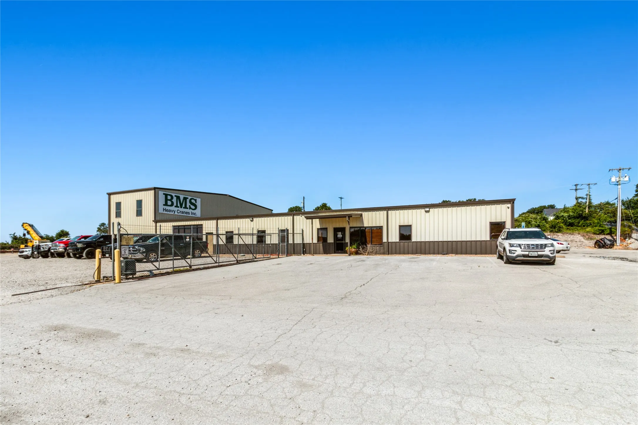 Industrial For Rent in Parker County , 1995 Ranger Highway, Weatherford, Texas 76088, 0, 0, Garage spaces, 0 Sqft, built in 2011, mls#21371177, Real Estate Agent in Weatherford, Homes For Rent in Parker county, Homes For Rent in Weatherford, Realtor in Weatherford Texas, Real Estate Brokerage Independent Realty Texas, Luminita Cordes Realtor