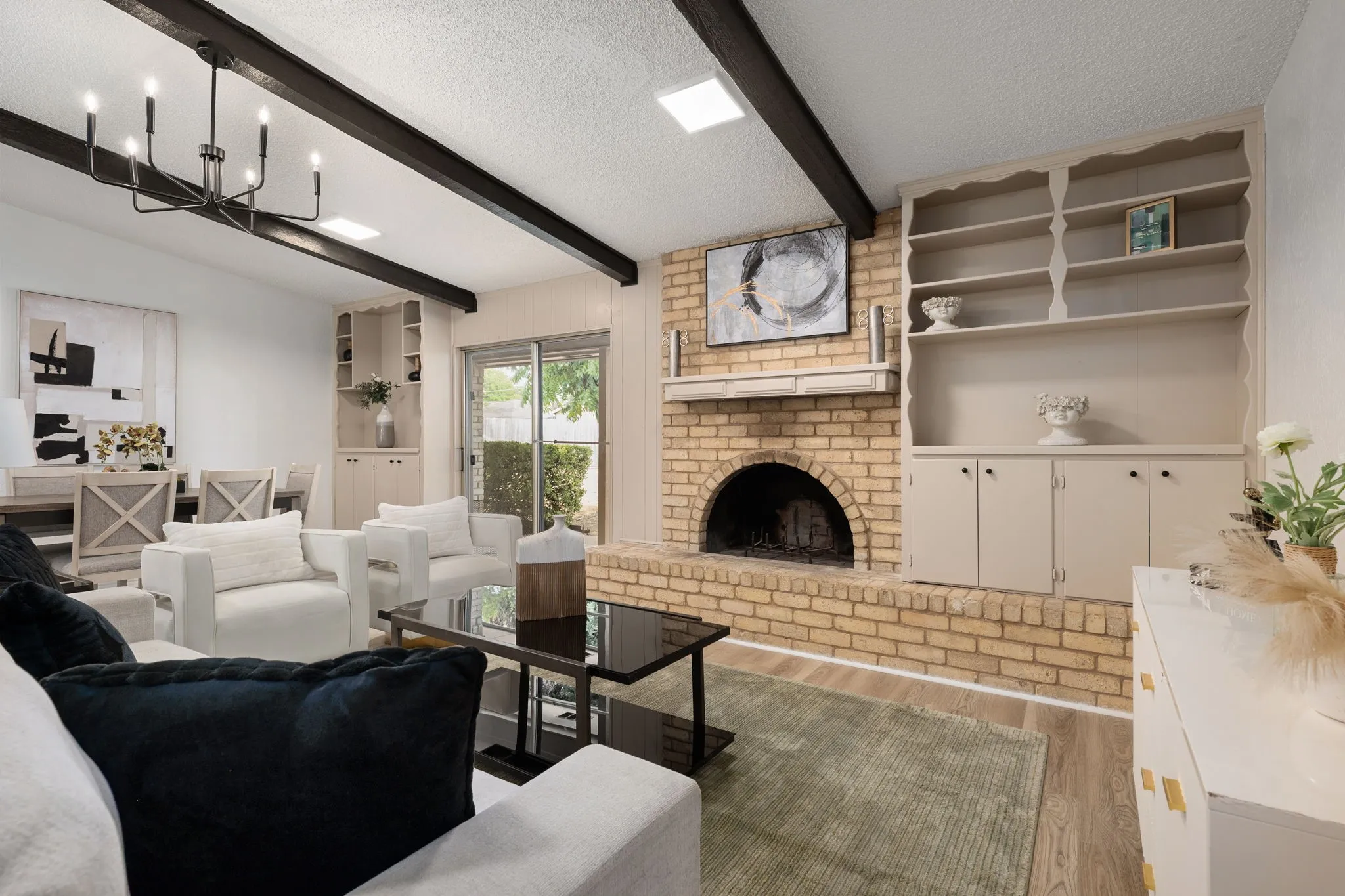 Single Family Residence For Sale in Tarrant County , 3204 Ashford Avenue, Fort Worth, Texas 76133, 3 Bedroom, 2 Bathroom, 2 Garage spaces, 1,588 Sqft, built in 1975, mls#21375253, Real Estate Agent in Fort Worth, Homes For Sale in Tarrant county, Homes For Sale in Fort Worth, Realtor in Fort Worth Texas, Real Estate Brokerage Independent Realty Texas, Luminita Cordes Realtor