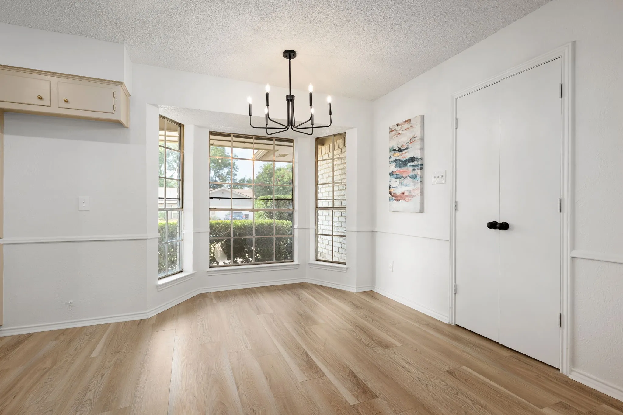 Single Family Residence For Sale in Tarrant County , 3204 Ashford Avenue, Fort Worth, Texas 76133, 3 Bedroom, 2 Bathroom, 2 Garage spaces, 1,588 Sqft, built in 1975, mls#21375253, Real Estate Agent in Fort Worth, Homes For Sale in Tarrant county, Homes For Sale in Fort Worth, Realtor in Fort Worth Texas, Real Estate Brokerage Independent Realty Texas, Luminita Cordes Realtor