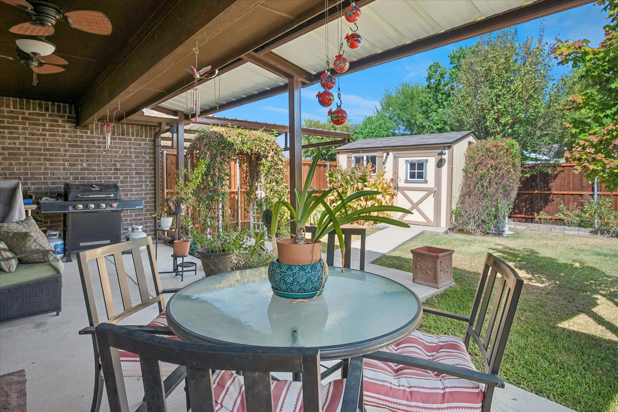 covered patio!