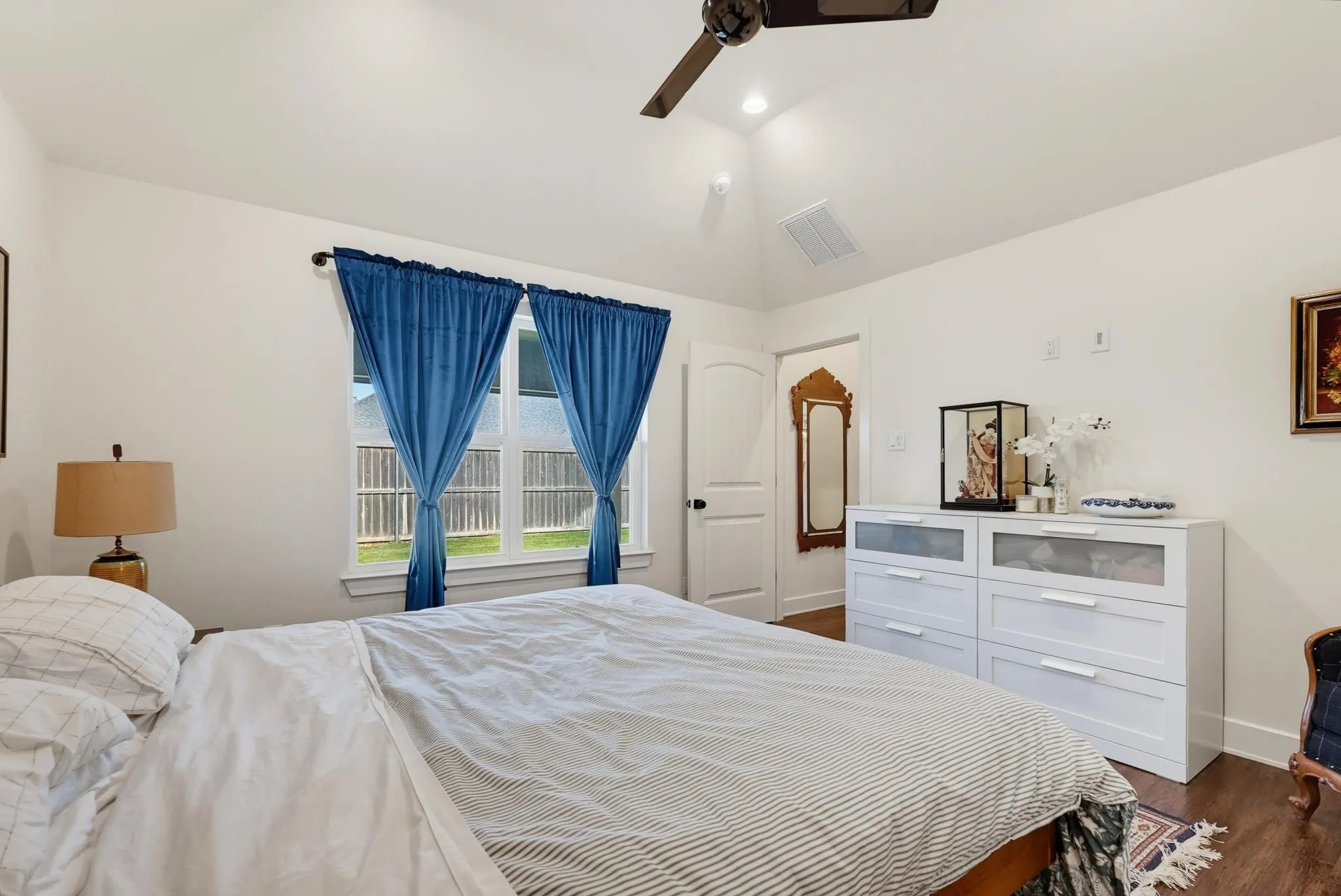 Single Family Residence For Rent in Taylor County , 6518 Stadium Drive, Abilene, Texas 79606, 3 Bedroom, 2 Bathroom, 2 Garage spaces, 1,717 Sqft, built in 2020, mls#21375959, Real Estate Agent in Abilene, Homes For Rent in Taylor county, Homes For Rent in Abilene, Realtor in Abilene Texas, Real Estate Brokerage Independent Realty Texas, Luminita Cordes Realtor