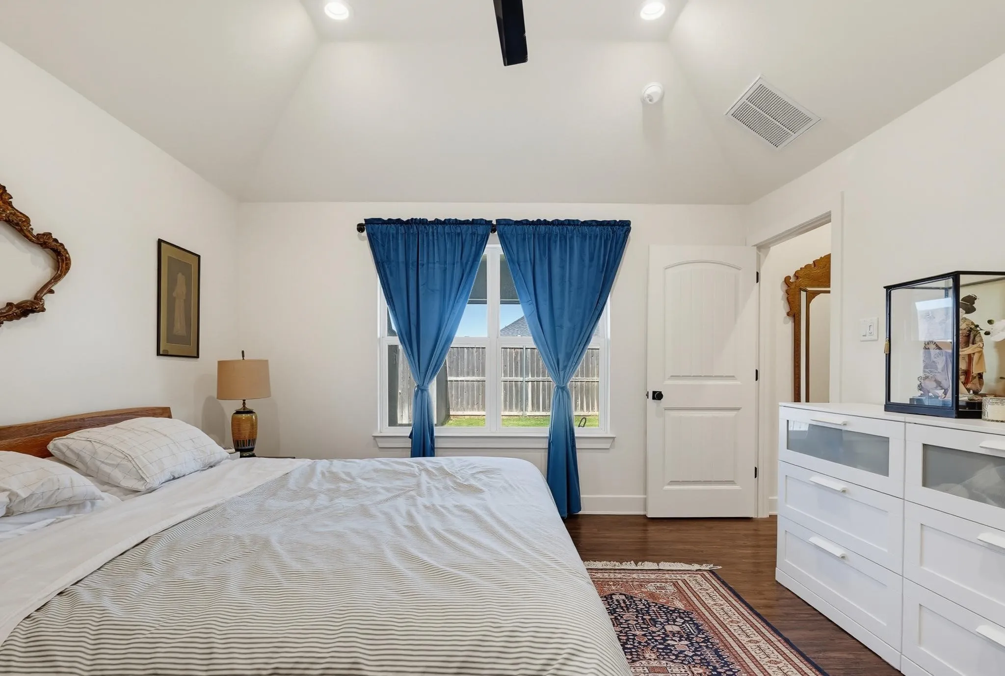 Single Family Residence For Rent in Taylor County , 6518 Stadium Drive, Abilene, Texas 79606, 3 Bedroom, 2 Bathroom, 2 Garage spaces, 1,717 Sqft, built in 2020, mls#21375959, Real Estate Agent in Abilene, Homes For Rent in Taylor county, Homes For Rent in Abilene, Realtor in Abilene Texas, Real Estate Brokerage Independent Realty Texas, Luminita Cordes Realtor