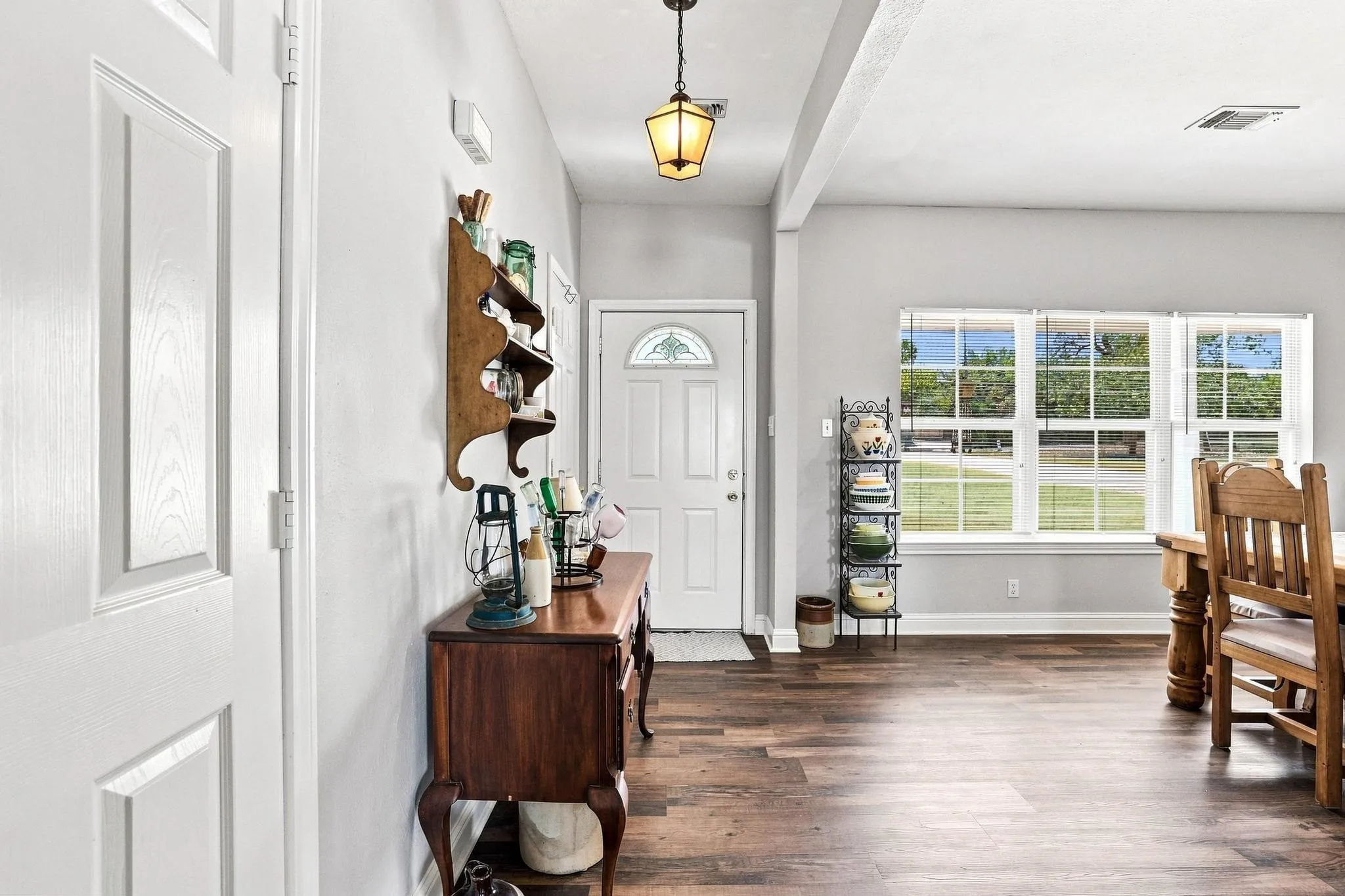 Single Family Residence For Sale in Collin County , 10431 County Road 491, Princeton, Texas 75407, 3 Bedroom, 2 Bathroom, 2 Garage spaces, 1,726 Sqft, built in 2000, mls#21379159, Real Estate Agent in Princeton, Homes For Sale in Collin county, Homes For Sale in Princeton, Realtor in Princeton Texas, Real Estate Brokerage Independent Realty Texas, Luminita Cordes Realtor