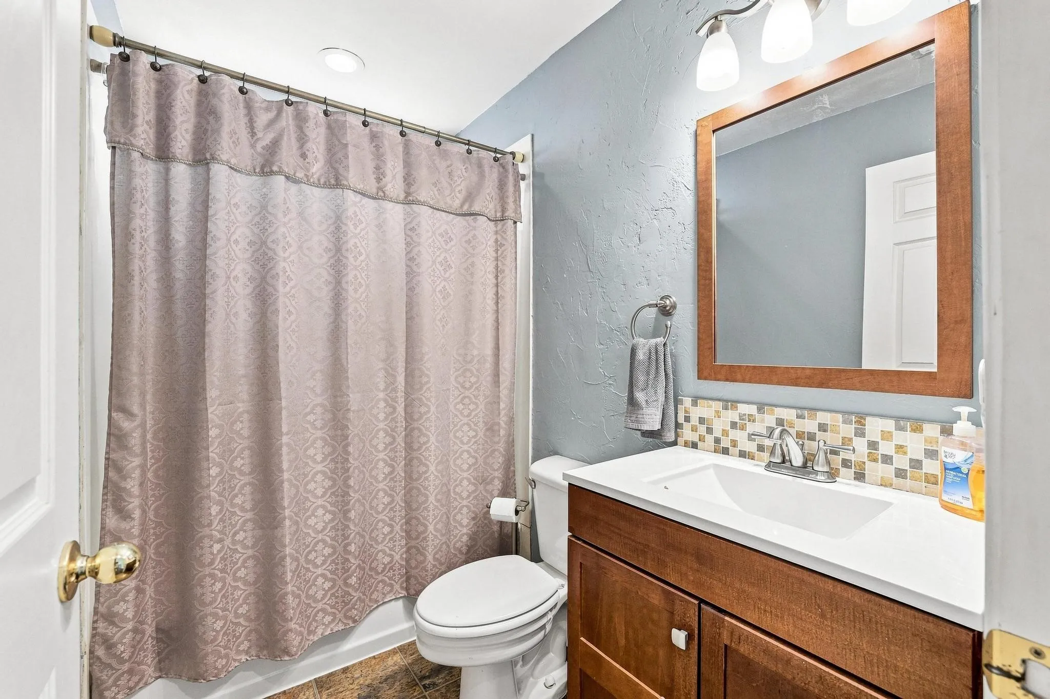 Single Family Residence For Sale in Collin County , 10431 County Road 491, Princeton, Texas 75407, 3 Bedroom, 2 Bathroom, 2 Garage spaces, 1,726 Sqft, built in 2000, mls#21379159, Real Estate Agent in Princeton, Homes For Sale in Collin county, Homes For Sale in Princeton, Realtor in Princeton Texas, Real Estate Brokerage Independent Realty Texas, Luminita Cordes Realtor