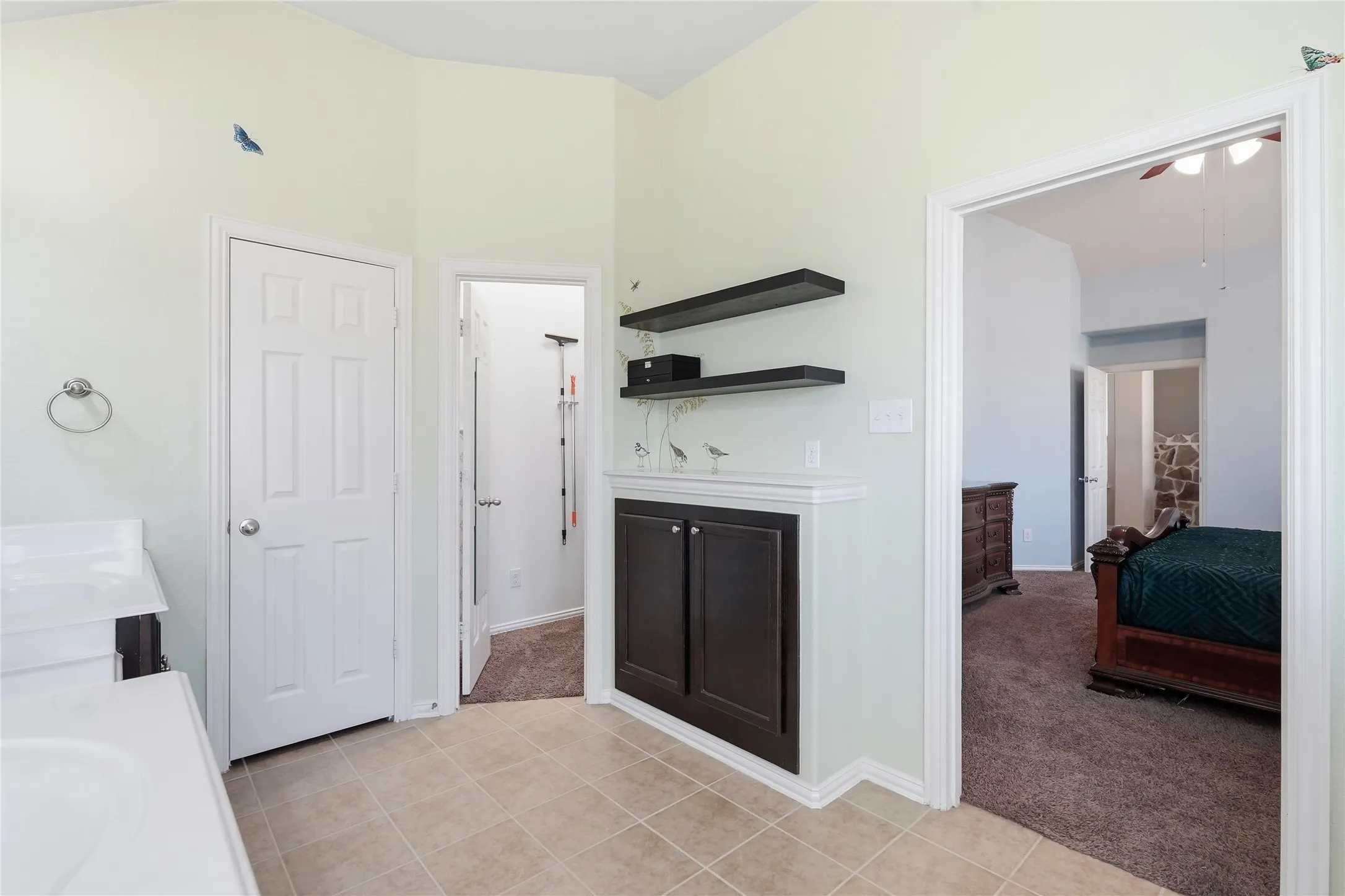Single Family Residence For Sale in Tarrant County , 9452 Drovers View Trail, Fort Worth, Texas 76131, 4 Bedroom, 3 Bathroom, 3 Garage spaces, 2,885 Sqft, built in 2010, mls#21378035, Real Estate Agent in Fort Worth, Homes For Sale in Tarrant county, Homes For Sale in Fort Worth, Realtor in Fort Worth Texas, Real Estate Brokerage Independent Realty Texas, Luminita Cordes Realtor