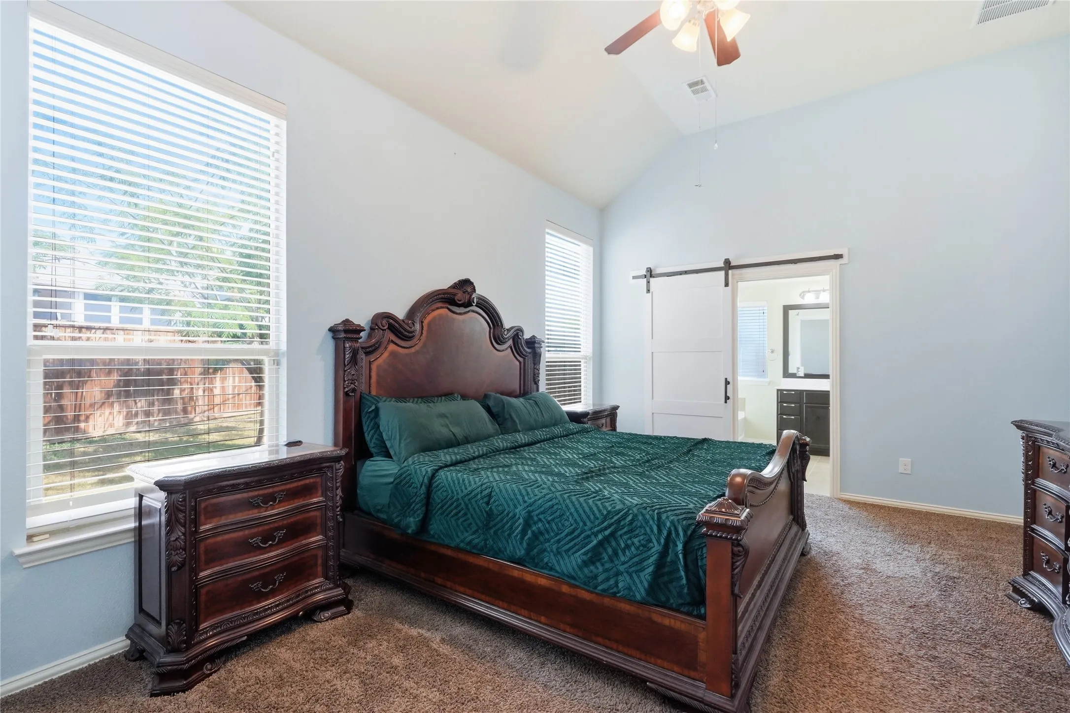 Single Family Residence For Sale in Tarrant County , 9452 Drovers View Trail, Fort Worth, Texas 76131, 4 Bedroom, 3 Bathroom, 3 Garage spaces, 2,885 Sqft, built in 2010, mls#21378035, Real Estate Agent in Fort Worth, Homes For Sale in Tarrant county, Homes For Sale in Fort Worth, Realtor in Fort Worth Texas, Real Estate Brokerage Independent Realty Texas, Luminita Cordes Realtor