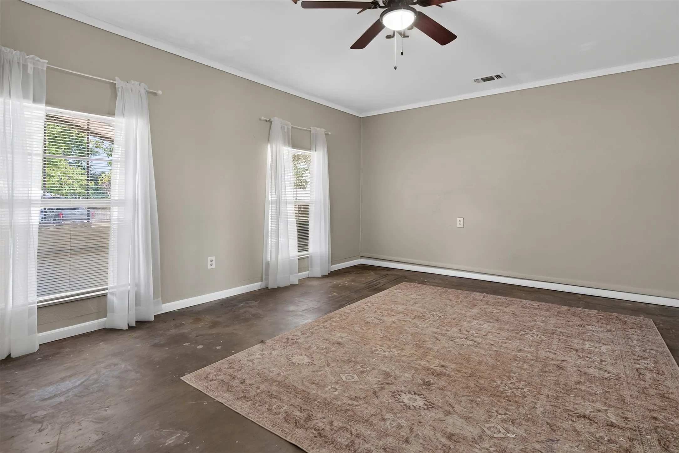 Single Family Residence For Sale in Johnson County , 105 Murray Street, Joshua, Texas 76058, 3 Bedroom, 2 Bathroom, Garage spaces, 1,384 Sqft, built in 1967, mls#21378828, Real Estate Agent in Joshua, Homes For Sale in Johnson county, Homes For Sale in Joshua, Realtor in Joshua Texas, Real Estate Brokerage Independent Realty Texas, Luminita Cordes Realtor