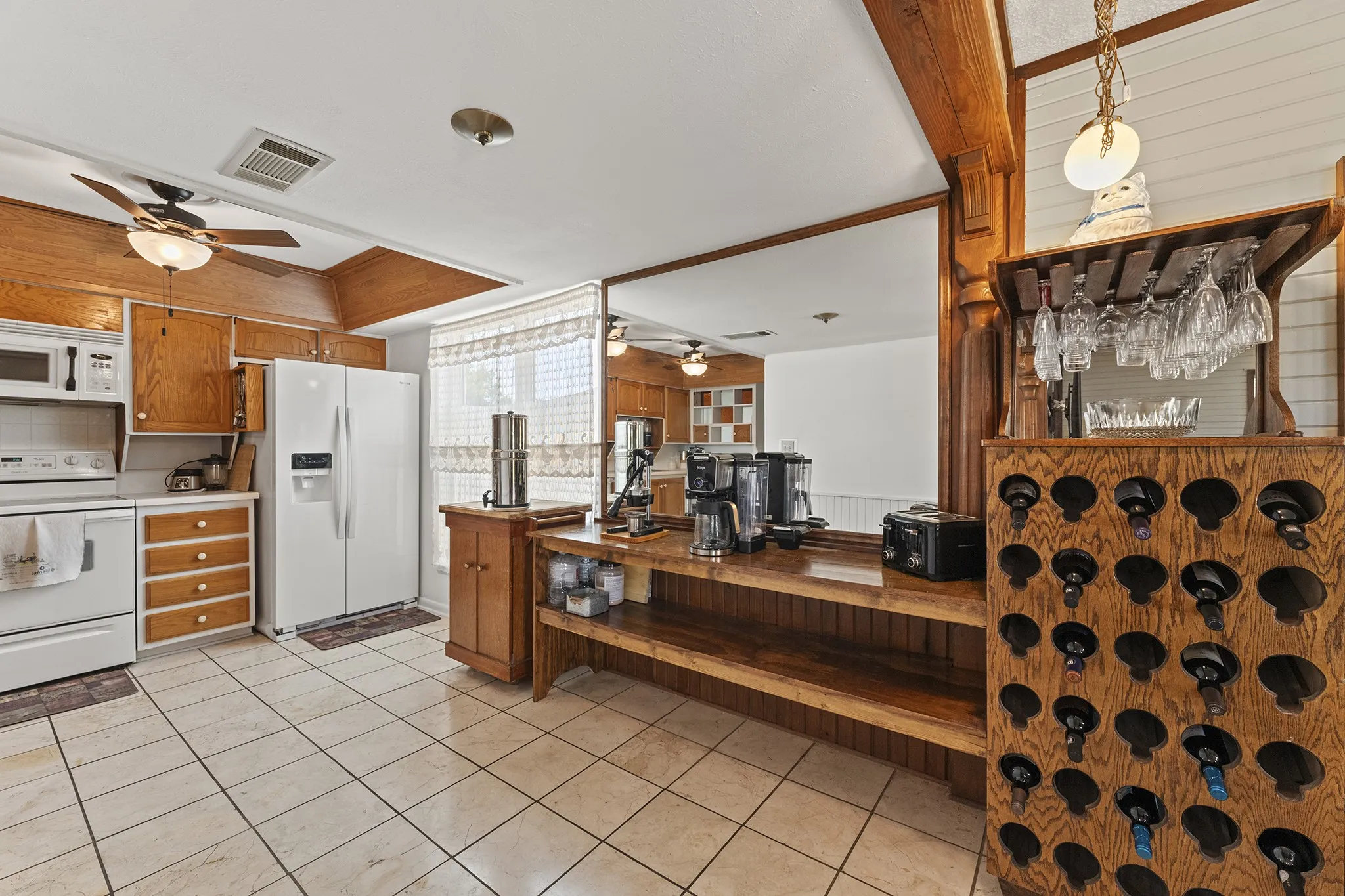 Single Family Residence For Sale in Dallas County , 2906 cheyenne Street, Irving, Texas 75062, 4 Bedroom, 2 Bathroom, Garage spaces, 1,886 Sqft, built in 1964, mls#21380516, Real Estate Agent in Irving, Homes For Sale in Dallas county, Homes For Sale in Irving, Realtor in Irving Texas, Real Estate Brokerage Independent Realty Texas, Luminita Cordes Realtor