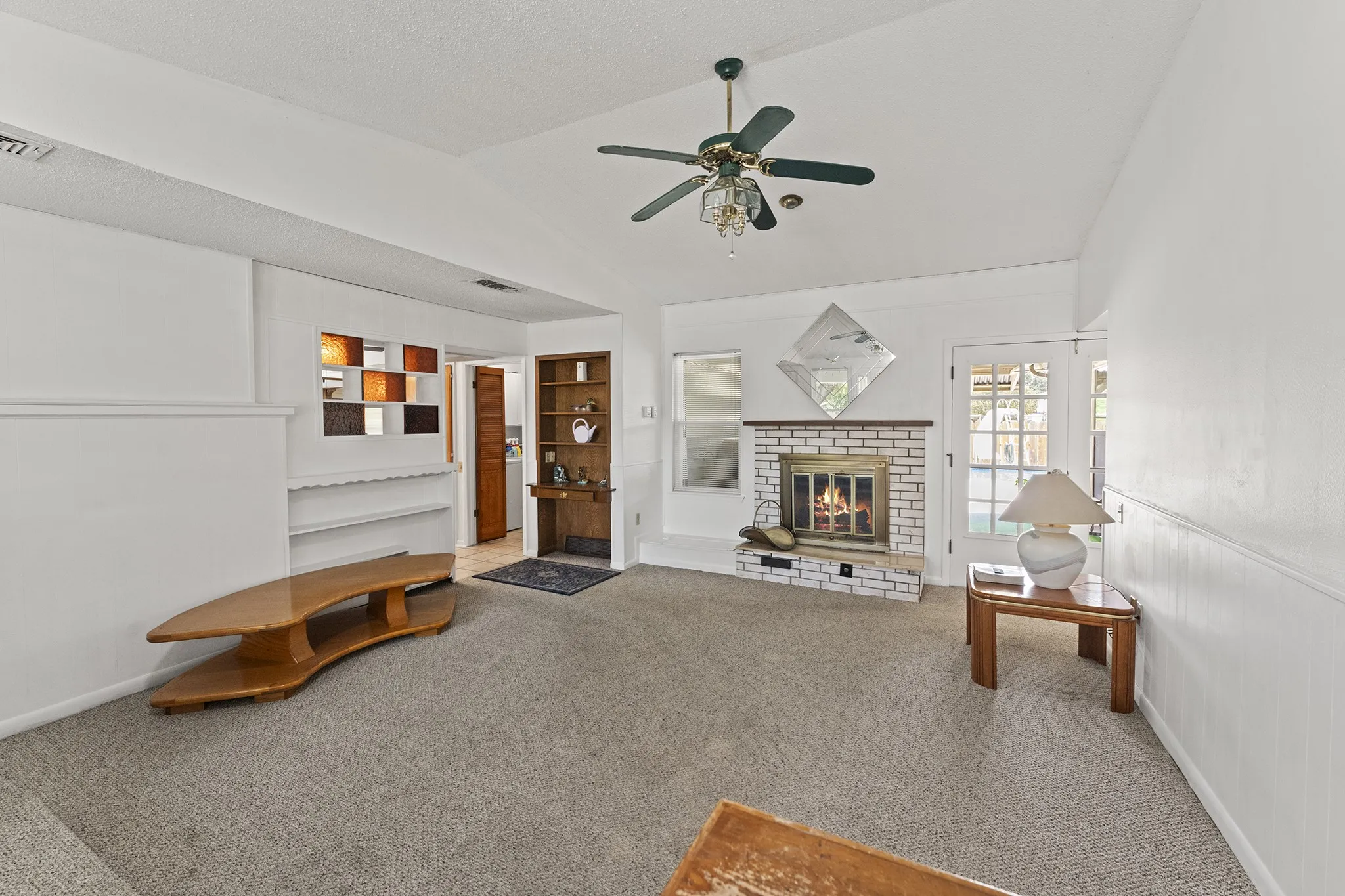 Single Family Residence For Sale in Dallas County , 2906 cheyenne Street, Irving, Texas 75062, 4 Bedroom, 2 Bathroom, Garage spaces, 1,886 Sqft, built in 1964, mls#21380516, Real Estate Agent in Irving, Homes For Sale in Dallas county, Homes For Sale in Irving, Realtor in Irving Texas, Real Estate Brokerage Independent Realty Texas, Luminita Cordes Realtor