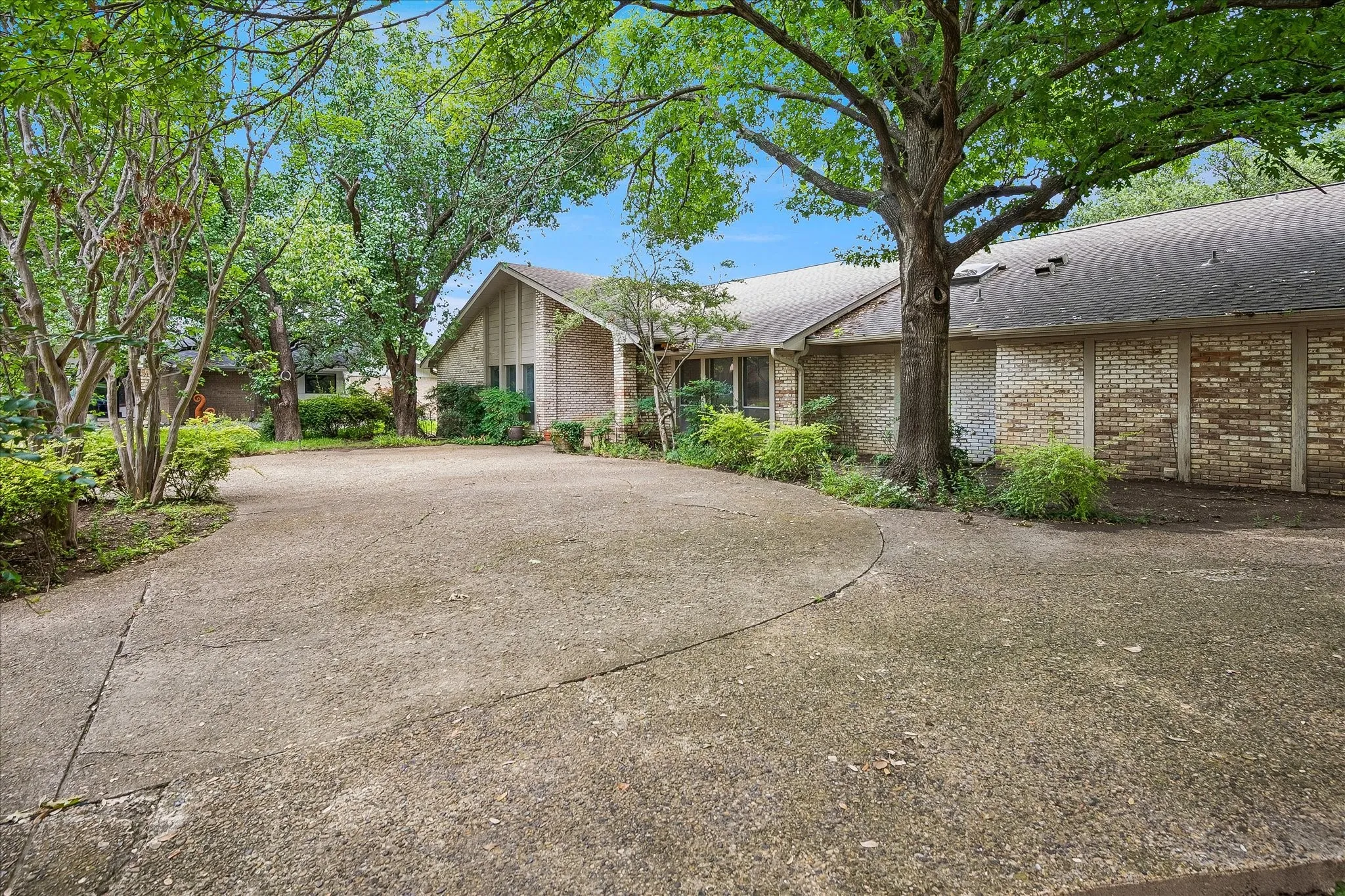 Improved Land For Sale in Dallas County , 6940 Wildglen Drive, Dallas, Texas 75230, 0, 0, Garage spaces, 0 Sqft, built in 1973, mls#21374353, Real Estate Agent in Dallas, Homes For Sale in Dallas county, Homes For Sale in Dallas, Realtor in Dallas Texas, Real Estate Brokerage Independent Realty Texas, Luminita Cordes Realtor