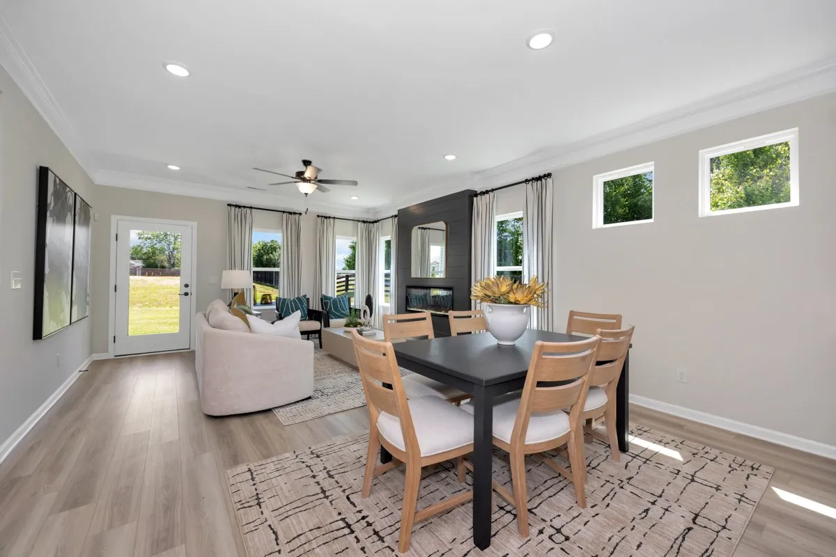 Breakfast and Family Room