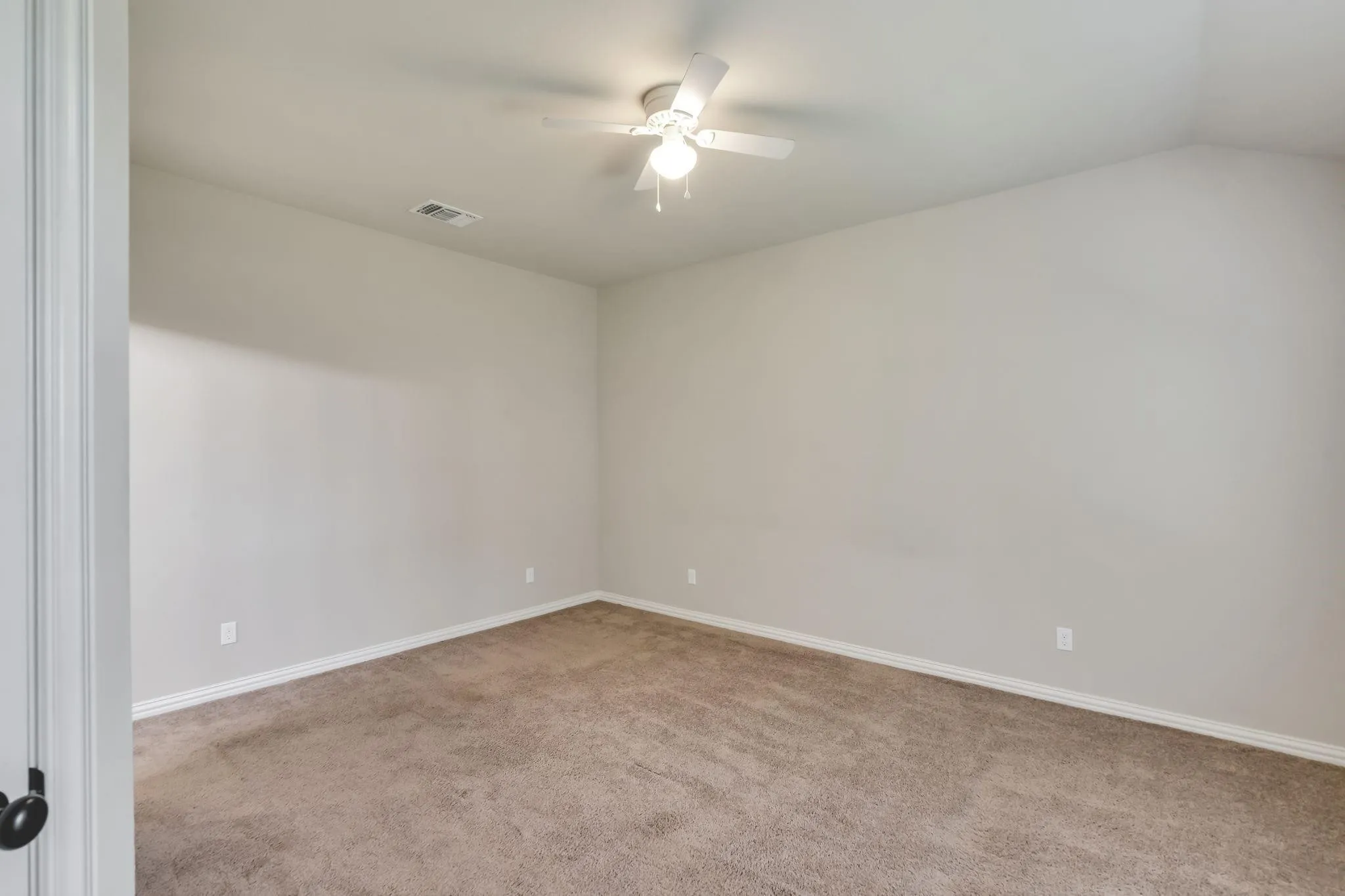 Single Family Residence For Rent in Grayson County , 3608 Brookstone Drive, Sherman, Texas 75092, 3 Bedroom, 2 Bathroom, 2 Garage spaces, 1,291 Sqft, built in 2018, mls#21380531, Real Estate Agent in Sherman, Homes For Rent in Grayson county, Homes For Rent in Sherman, Realtor in Sherman Texas, Real Estate Brokerage Independent Realty Texas, Luminita Cordes Realtor