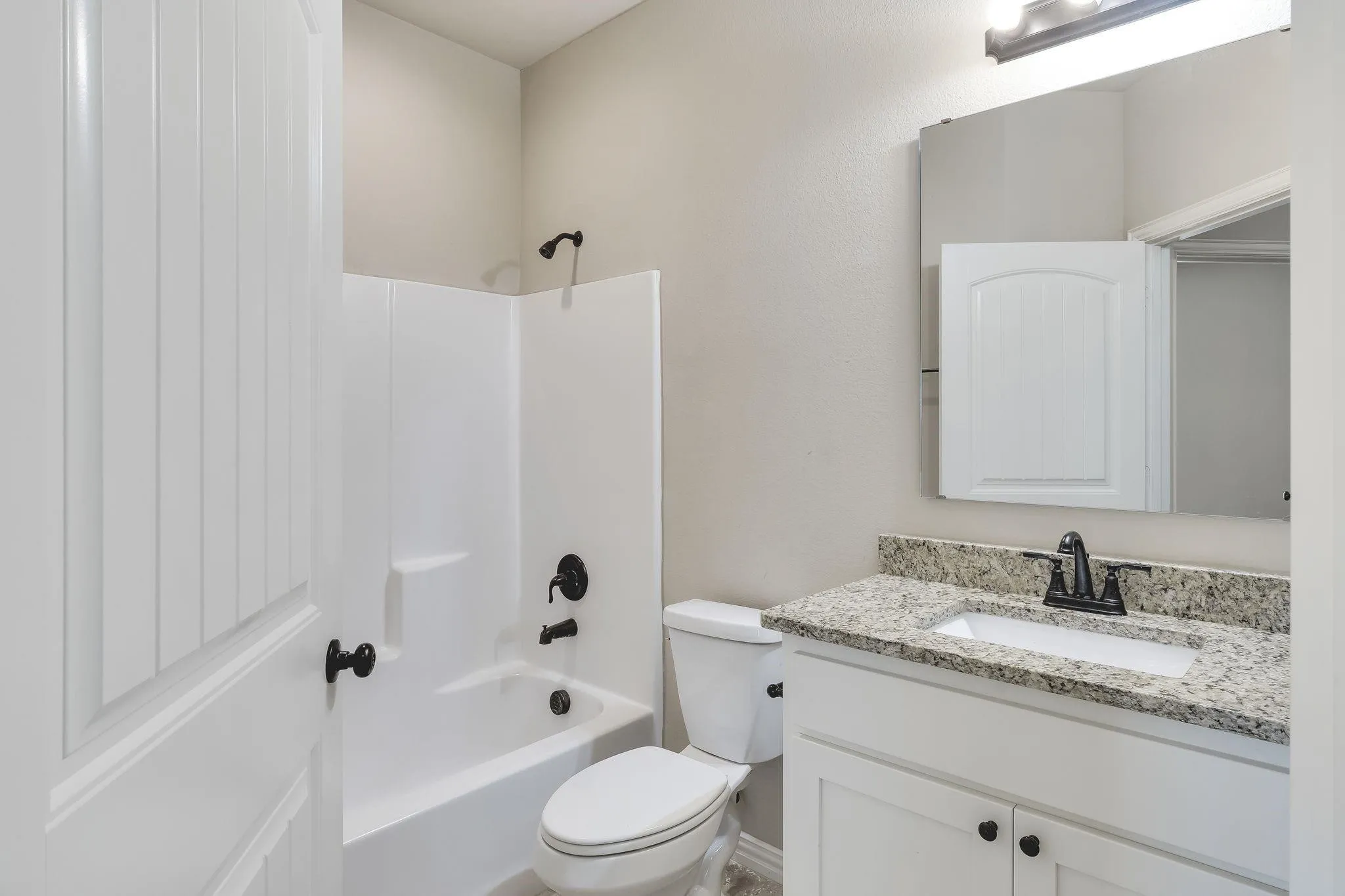 Single Family Residence For Rent in Grayson County , 3608 Brookstone Drive, Sherman, Texas 75092, 3 Bedroom, 2 Bathroom, 2 Garage spaces, 1,291 Sqft, built in 2018, mls#21380531, Real Estate Agent in Sherman, Homes For Rent in Grayson county, Homes For Rent in Sherman, Realtor in Sherman Texas, Real Estate Brokerage Independent Realty Texas, Luminita Cordes Realtor