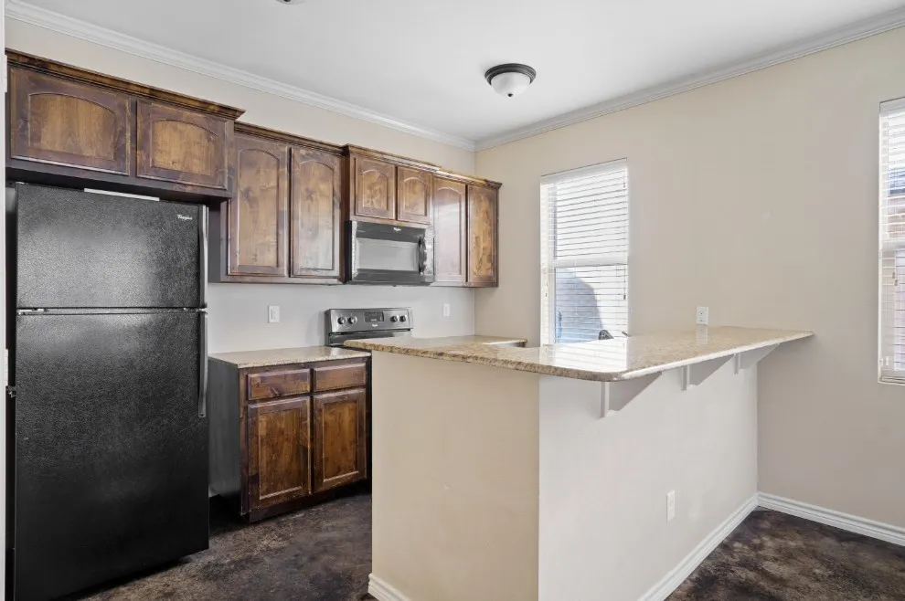 Apartment For Sale in Tarrant County , 104 College Avenue, Fort Worth, Texas 76104, 2 Bedroom, 2 Bathroom, Garage spaces, 1,176 Sqft, built in 2013, mls#21380524, Real Estate Agent in Fort Worth, Homes For Sale in Tarrant county, Homes For Sale in Fort Worth, Realtor in Fort Worth Texas, Real Estate Brokerage Independent Realty Texas, Luminita Cordes Realtor