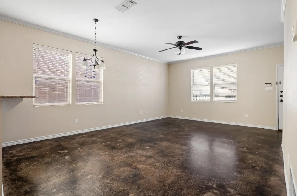 Apartment For Sale in Tarrant County , 104 College Avenue, Fort Worth, Texas 76104, 2 Bedroom, 2 Bathroom, Garage spaces, 1,176 Sqft, built in 2013, mls#21380524, Real Estate Agent in Fort Worth, Homes For Sale in Tarrant county, Homes For Sale in Fort Worth, Realtor in Fort Worth Texas, Real Estate Brokerage Independent Realty Texas, Luminita Cordes Realtor