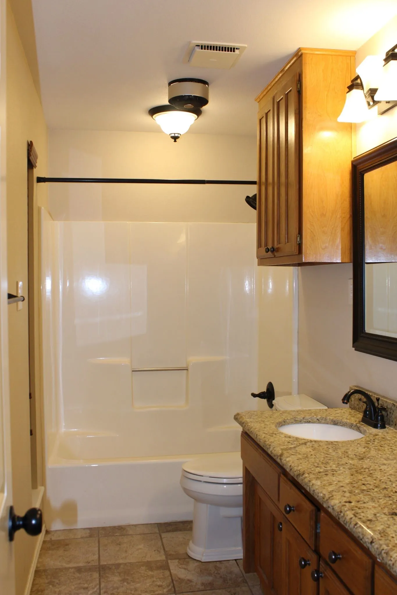 Single Family Residence For Sale in Erath County , 115 Sandra Palmer Street, Stephenville, Texas 76401, 4 Bedroom, 3 Bathroom, 2 Garage spaces, 2,678 Sqft, built in 1982, mls#21380540, Real Estate Agent in Stephenville, Homes For Sale in Erath county, Homes For Sale in Stephenville, Realtor in Stephenville Texas, Real Estate Brokerage Independent Realty Texas, Luminita Cordes Realtor