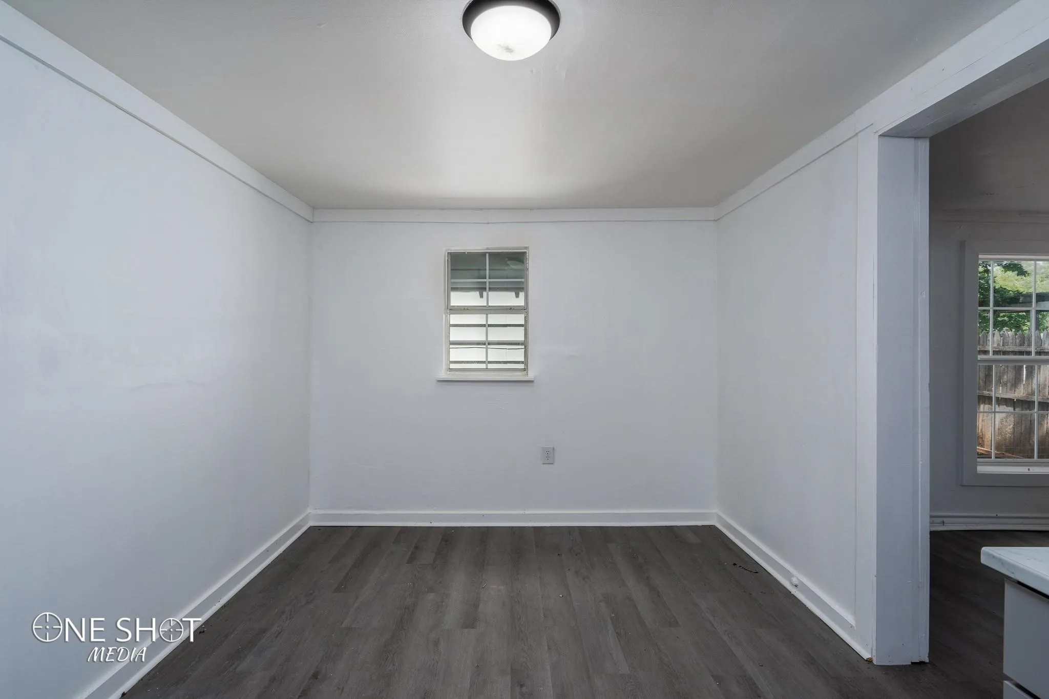 Apartment For Rent in Taylor County , 617 Grand Avenue 1/2, Abilene, Texas 79605, 1 Bedroom, 1 Bathroom, Garage spaces, 560 Sqft, built in 1941, mls#21375448, Real Estate Agent in Abilene, Homes For Rent in Taylor county, Homes For Rent in Abilene, Realtor in Abilene Texas, Real Estate Brokerage Independent Realty Texas, Luminita Cordes Realtor