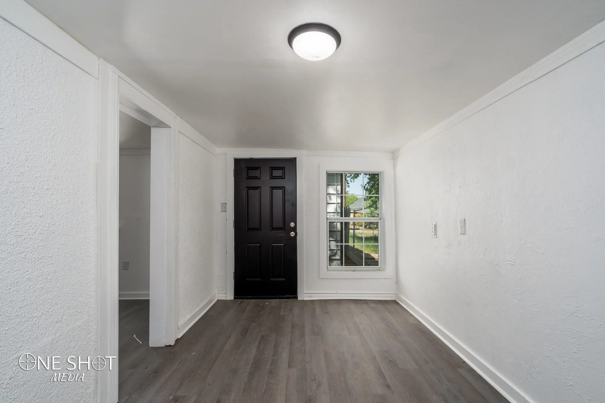 Apartment For Rent in Taylor County , 617 Grand Avenue 1/2, Abilene, Texas 79605, 1 Bedroom, 1 Bathroom, Garage spaces, 560 Sqft, built in 1941, mls#21375448, Real Estate Agent in Abilene, Homes For Rent in Taylor county, Homes For Rent in Abilene, Realtor in Abilene Texas, Real Estate Brokerage Independent Realty Texas, Luminita Cordes Realtor