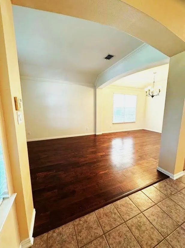 Single Family Residence For Rent in Denton County , 4501 Brenda Drive, Flower Mound, Texas 75022, 4 Bedroom, 3 Bathroom, 2 Garage spaces, 2,615 Sqft, built in 2003, mls#21380393, Real Estate Agent in Flower Mound, Homes For Rent in Denton county, Homes For Rent in Flower Mound, Realtor in Flower Mound Texas, Real Estate Brokerage Independent Realty Texas, Luminita Cordes Realtor