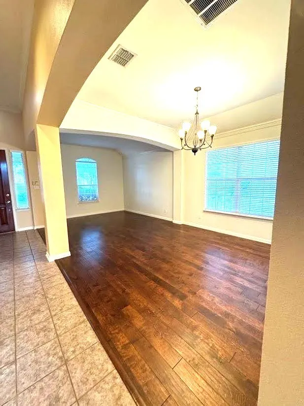 Single Family Residence For Rent in Denton County , 4501 Brenda Drive, Flower Mound, Texas 75022, 4 Bedroom, 3 Bathroom, 2 Garage spaces, 2,615 Sqft, built in 2003, mls#21380393, Real Estate Agent in Flower Mound, Homes For Rent in Denton county, Homes For Rent in Flower Mound, Realtor in Flower Mound Texas, Real Estate Brokerage Independent Realty Texas, Luminita Cordes Realtor