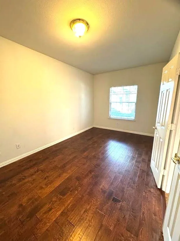 Single Family Residence For Rent in Denton County , 4501 Brenda Drive, Flower Mound, Texas 75022, 4 Bedroom, 3 Bathroom, 2 Garage spaces, 2,615 Sqft, built in 2003, mls#21380393, Real Estate Agent in Flower Mound, Homes For Rent in Denton county, Homes For Rent in Flower Mound, Realtor in Flower Mound Texas, Real Estate Brokerage Independent Realty Texas, Luminita Cordes Realtor