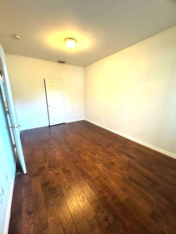Single Family Residence For Rent in Denton County , 4501 Brenda Drive, Flower Mound, Texas 75022, 4 Bedroom, 3 Bathroom, 2 Garage spaces, 2,615 Sqft, built in 2003, mls#21380393, Real Estate Agent in Flower Mound, Homes For Rent in Denton county, Homes For Rent in Flower Mound, Realtor in Flower Mound Texas, Real Estate Brokerage Independent Realty Texas, Luminita Cordes Realtor