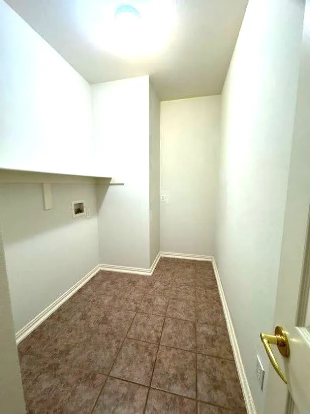 Single Family Residence For Rent in Denton County , 4501 Brenda Drive, Flower Mound, Texas 75022, 4 Bedroom, 3 Bathroom, 2 Garage spaces, 2,615 Sqft, built in 2003, mls#21380393, Real Estate Agent in Flower Mound, Homes For Rent in Denton county, Homes For Rent in Flower Mound, Realtor in Flower Mound Texas, Real Estate Brokerage Independent Realty Texas, Luminita Cordes Realtor