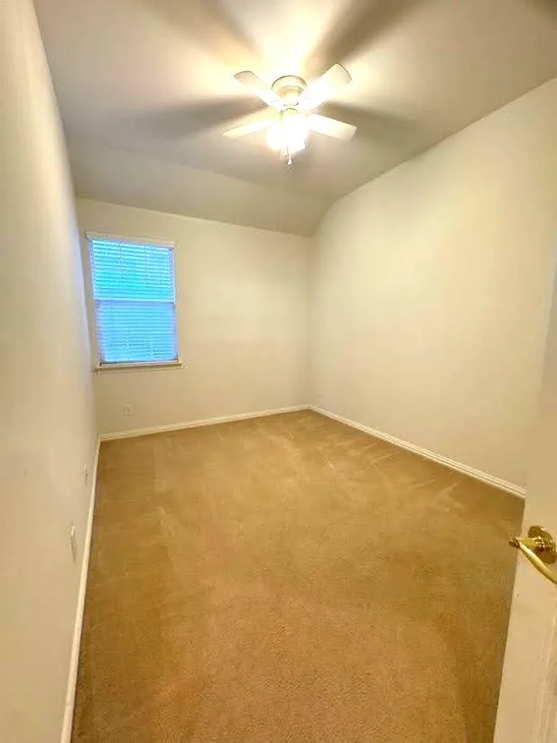 Single Family Residence For Rent in Denton County , 4501 Brenda Drive, Flower Mound, Texas 75022, 4 Bedroom, 3 Bathroom, 2 Garage spaces, 2,615 Sqft, built in 2003, mls#21380393, Real Estate Agent in Flower Mound, Homes For Rent in Denton county, Homes For Rent in Flower Mound, Realtor in Flower Mound Texas, Real Estate Brokerage Independent Realty Texas, Luminita Cordes Realtor