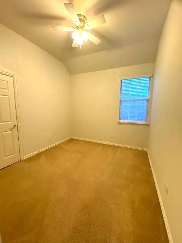 Single Family Residence For Rent in Denton County , 4501 Brenda Drive, Flower Mound, Texas 75022, 4 Bedroom, 3 Bathroom, 2 Garage spaces, 2,615 Sqft, built in 2003, mls#21380393, Real Estate Agent in Flower Mound, Homes For Rent in Denton county, Homes For Rent in Flower Mound, Realtor in Flower Mound Texas, Real Estate Brokerage Independent Realty Texas, Luminita Cordes Realtor