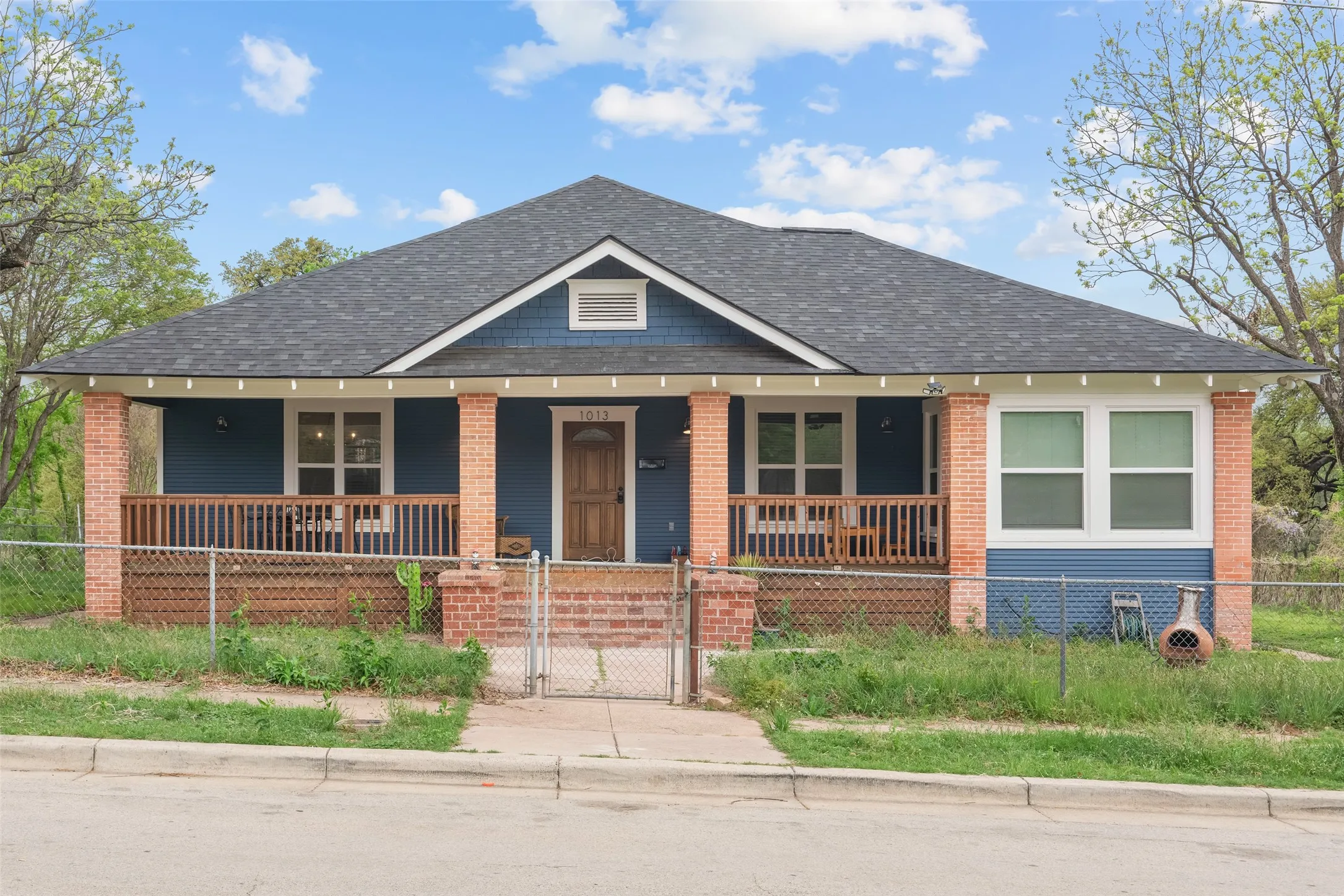 1924 Craftsman on a lot platted in 1911, when Poindexter was still Pearl Street...