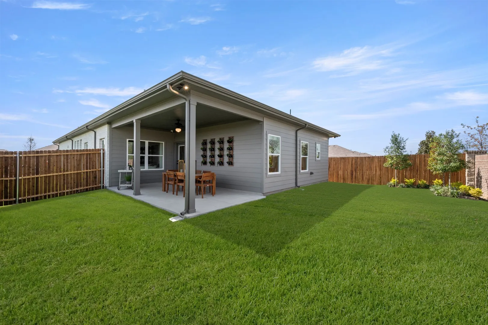 The Oakshire II- Rear Covered Patio