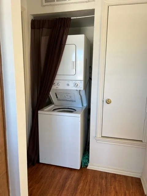Apartment For Rent in Collin County , 404 N Powell Parkway #406A, Anna, Texas 75409, 1 Bedroom, 1 Bathroom, Garage spaces, 655 Sqft, built in 2001, mls#21376233, Real Estate Agent in Anna, Homes For Rent in Collin county, Homes For Rent in Anna, Realtor in Anna Texas, Real Estate Brokerage Independent Realty Texas, Luminita Cordes Realtor