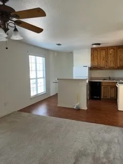 Apartment For Rent in Collin County , 404 N Powell Parkway #406A, Anna, Texas 75409, 1 Bedroom, 1 Bathroom, Garage spaces, 655 Sqft, built in 2001, mls#21376233, Real Estate Agent in Anna, Homes For Rent in Collin county, Homes For Rent in Anna, Realtor in Anna Texas, Real Estate Brokerage Independent Realty Texas, Luminita Cordes Realtor