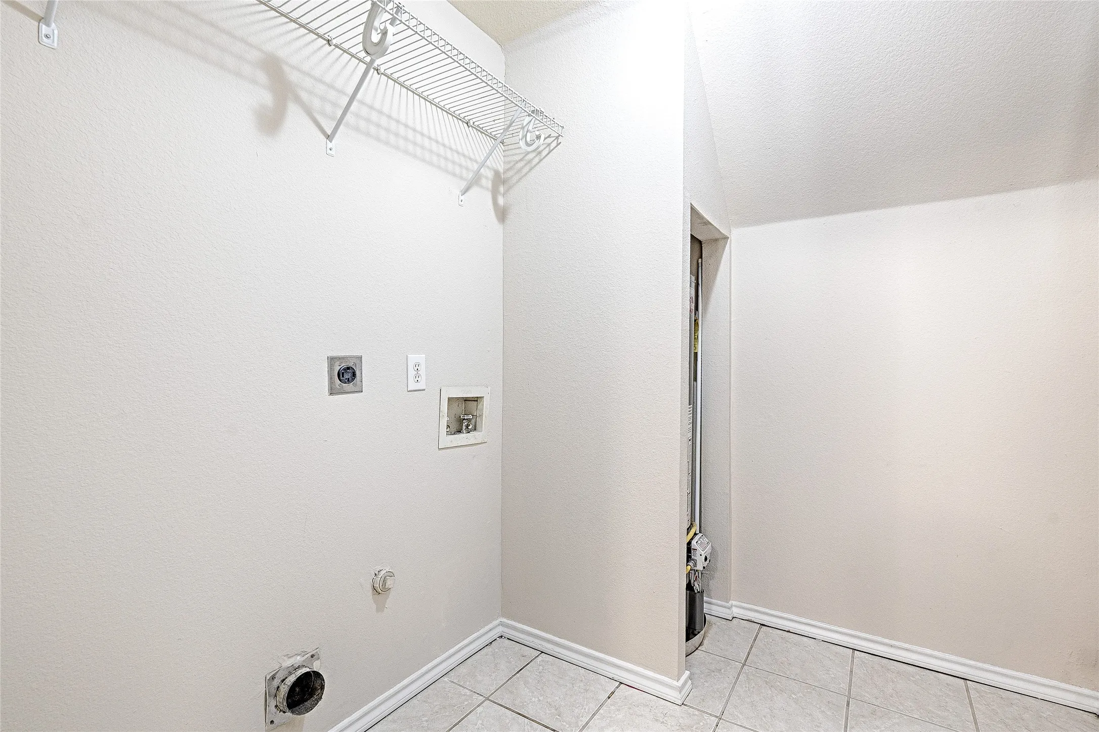 8659 Laundry