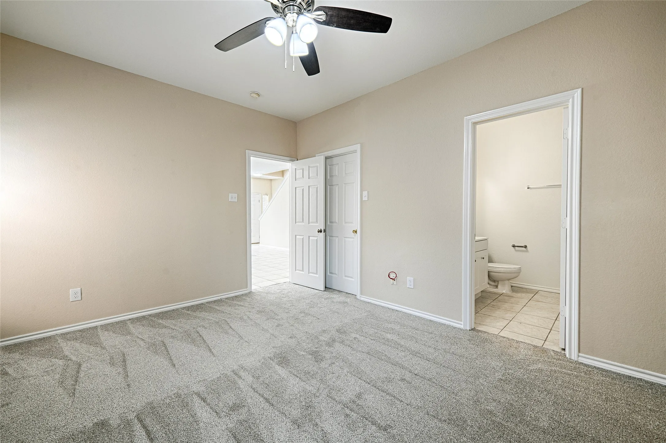8661 Holly Master bedroom