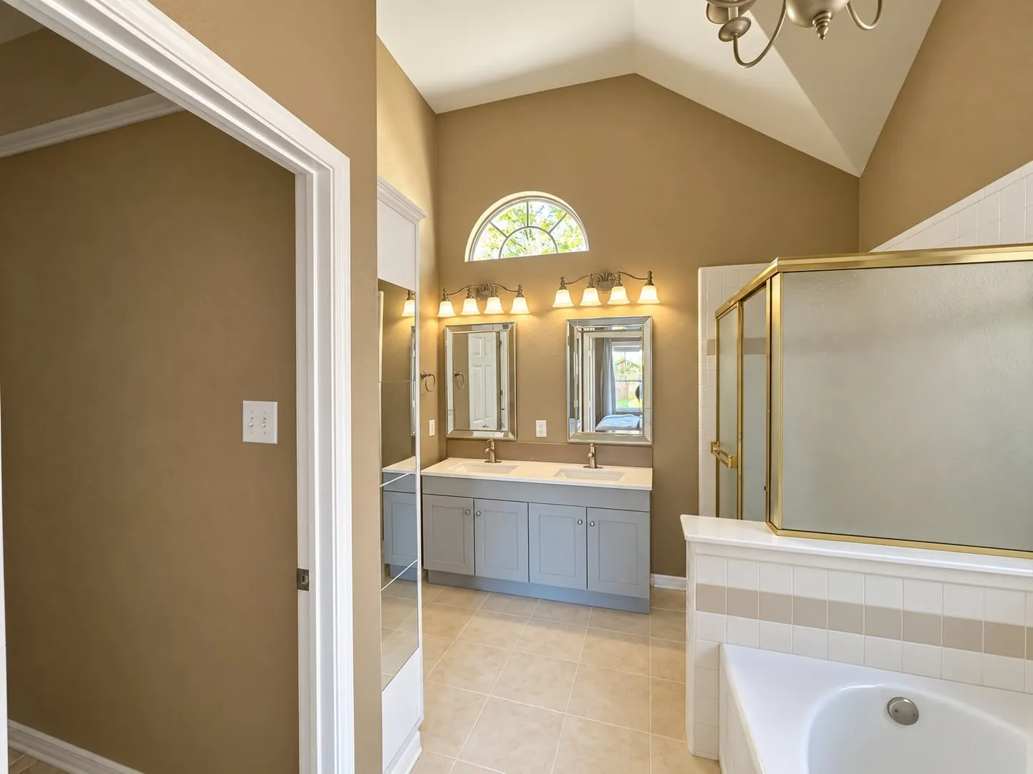 Single Family Residence For Sale in Collin County , 7112 Bryce Canyon Drive, Mc Kinney, Texas 75072, 3 Bedroom, 3 Bathroom, 2 Garage spaces, 2,554 Sqft, built in 2002, mls#21380572, Real Estate Agent in Mc Kinney, Homes For Sale in Collin county, Homes For Sale in Mc Kinney, Realtor in Mc Kinney Texas, Real Estate Brokerage Independent Realty Texas, Luminita Cordes Realtor