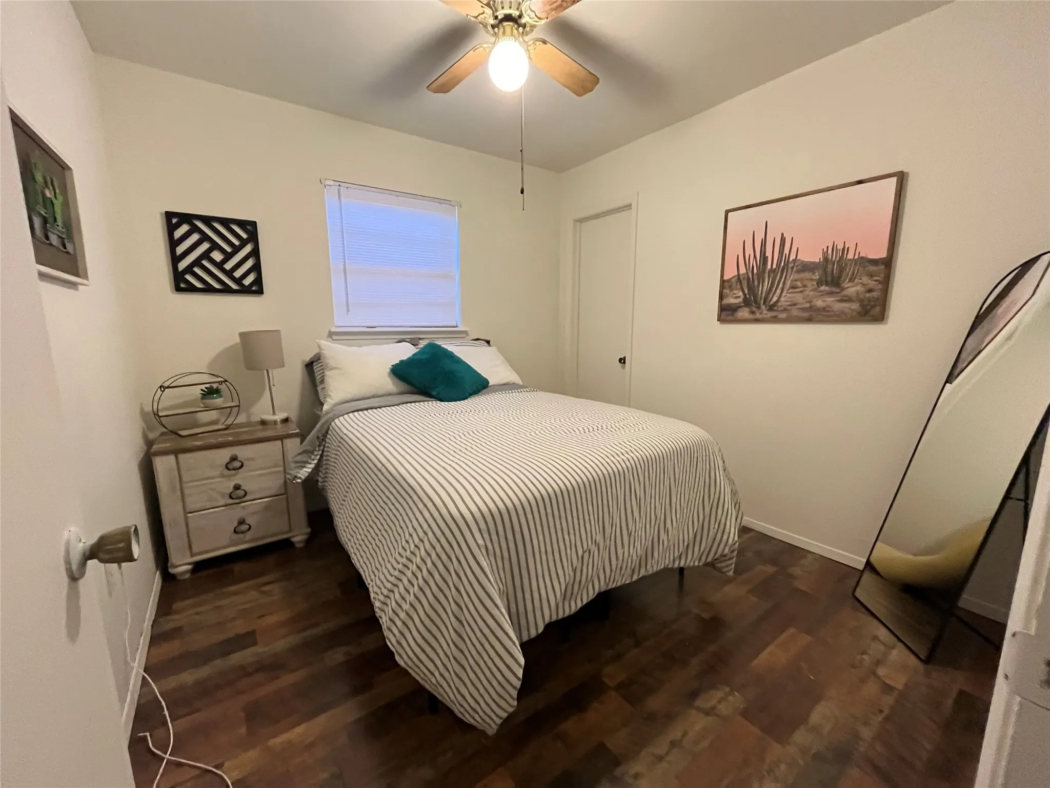 Single Family Residence For Rent in Taylor County , 206 Taylor, Merkel, Texas 79536, 3 Bedroom, 2 Bathroom, 1 Garage spaces, 1,085 Sqft, built in 1981, mls#21380539, Real Estate Agent in Merkel, Homes For Rent in Taylor county, Homes For Rent in Merkel, Realtor in Merkel Texas, Real Estate Brokerage Independent Realty Texas, Luminita Cordes Realtor