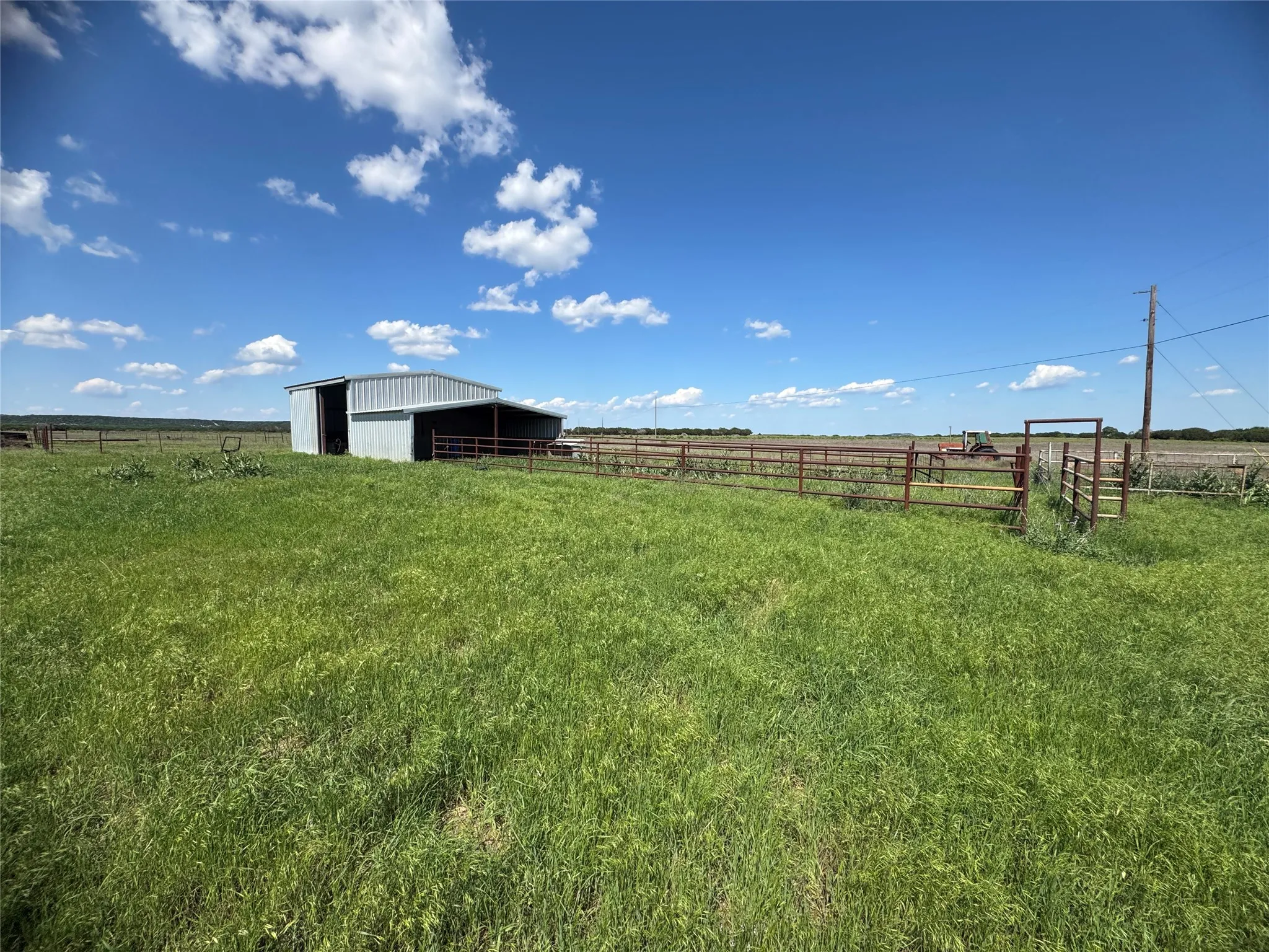 Ranch For Sale in Bosque County , 1806 County Road 2425, Iredell, Texas 76649, 0, 0, Garage spaces, 0 Sqft, built in 1965, mls#21380589, Real Estate Agent in Iredell, Homes For Sale in Bosque county, Homes For Sale in Iredell, Realtor in Iredell Texas, Real Estate Brokerage Independent Realty Texas, Luminita Cordes Realtor