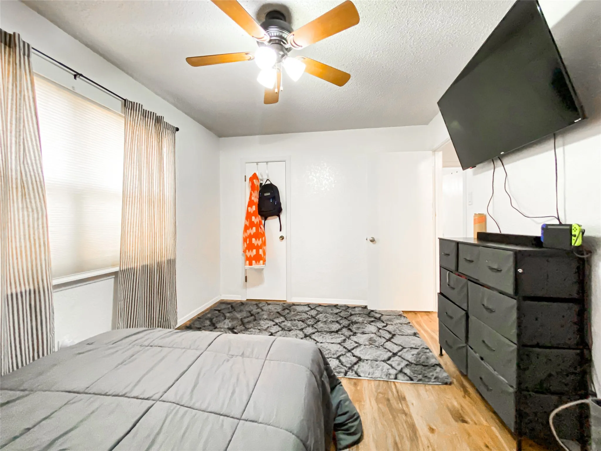 Single Family Residence For Sale in Nolan County , 309 County Road 370, Sweetwater, Texas 79556, 3 Bedroom, 2 Bathroom, 2 Garage spaces, 1,710 Sqft, built in 1986, mls#21375320, Real Estate Agent in Sweetwater, Homes For Sale in Nolan county, Homes For Sale in Sweetwater, Realtor in Sweetwater Texas, Real Estate Brokerage Independent Realty Texas, Luminita Cordes Realtor