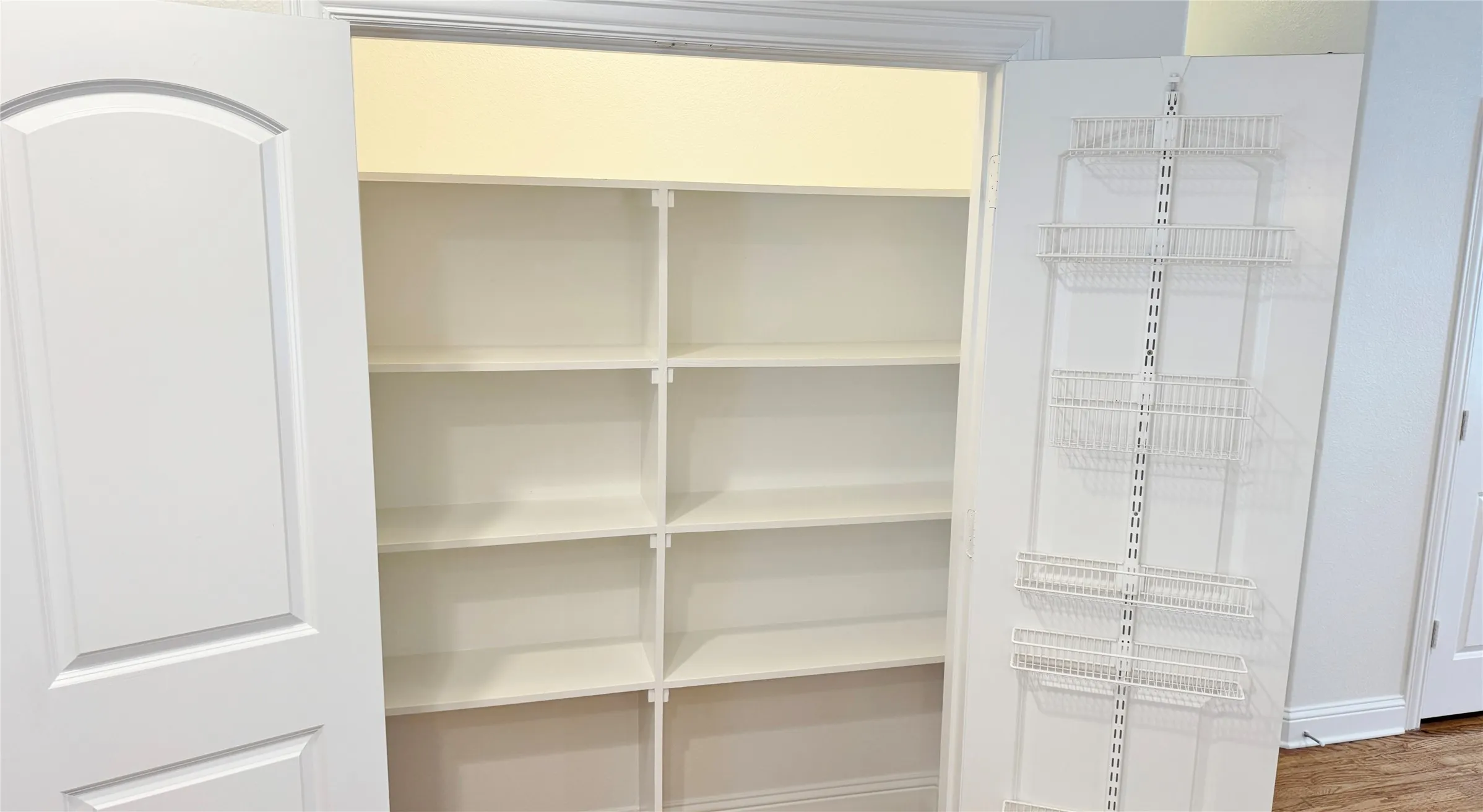 Condominium For Rent in Dallas County , 4133 Hyer Street 2, University Park, Texas 75205, 3 Bedroom, 3 Bathroom, 3 Garage spaces, 2,102 Sqft, built in 2013, mls#21380605, Real Estate Agent in University Park, Homes For Rent in Dallas county, Homes For Rent in University Park, Realtor in University Park Texas, Real Estate Brokerage Independent Realty Texas, Luminita Cordes Realtor