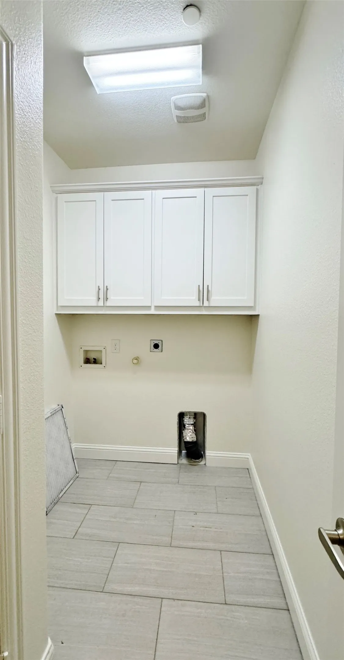 Condominium For Rent in Dallas County , 4133 Hyer Street 2, University Park, Texas 75205, 3 Bedroom, 3 Bathroom, 3 Garage spaces, 2,102 Sqft, built in 2013, mls#21380605, Real Estate Agent in University Park, Homes For Rent in Dallas county, Homes For Rent in University Park, Realtor in University Park Texas, Real Estate Brokerage Independent Realty Texas, Luminita Cordes Realtor