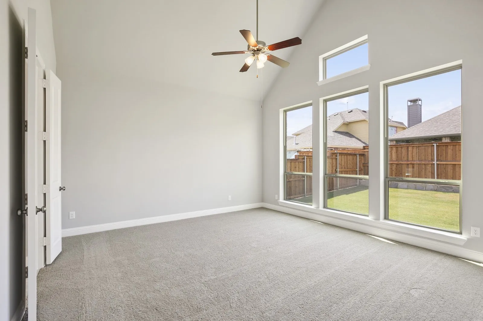 Single Family Residence For Rent in Denton County , 8336 RICHMOND, The Colony, Texas 75056, 4 Bedroom, 5 Bathroom, 2 Garage spaces, 3,518 Sqft, built in 2017, mls#21380598, Real Estate Agent in The Colony, Homes For Rent in Denton county, Homes For Rent in The Colony, Realtor in The Colony Texas, Real Estate Brokerage Independent Realty Texas, Luminita Cordes Realtor