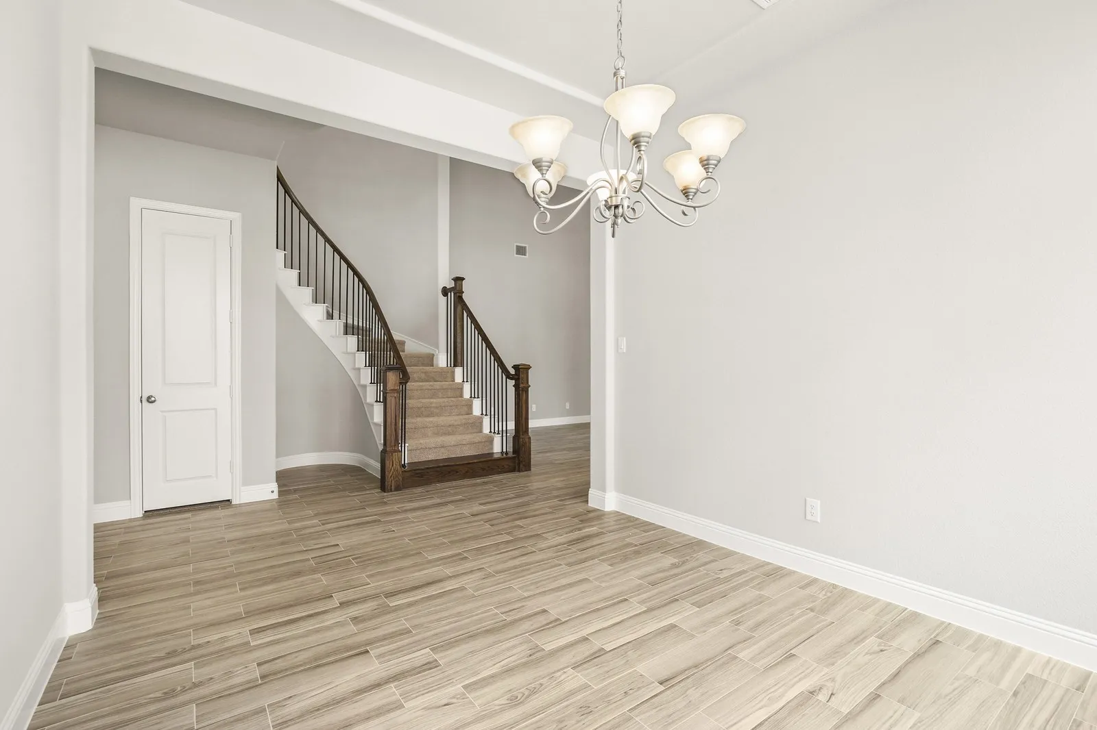 Single Family Residence For Rent in Denton County , 8336 RICHMOND, The Colony, Texas 75056, 4 Bedroom, 5 Bathroom, 2 Garage spaces, 3,518 Sqft, built in 2017, mls#21380598, Real Estate Agent in The Colony, Homes For Rent in Denton county, Homes For Rent in The Colony, Realtor in The Colony Texas, Real Estate Brokerage Independent Realty Texas, Luminita Cordes Realtor