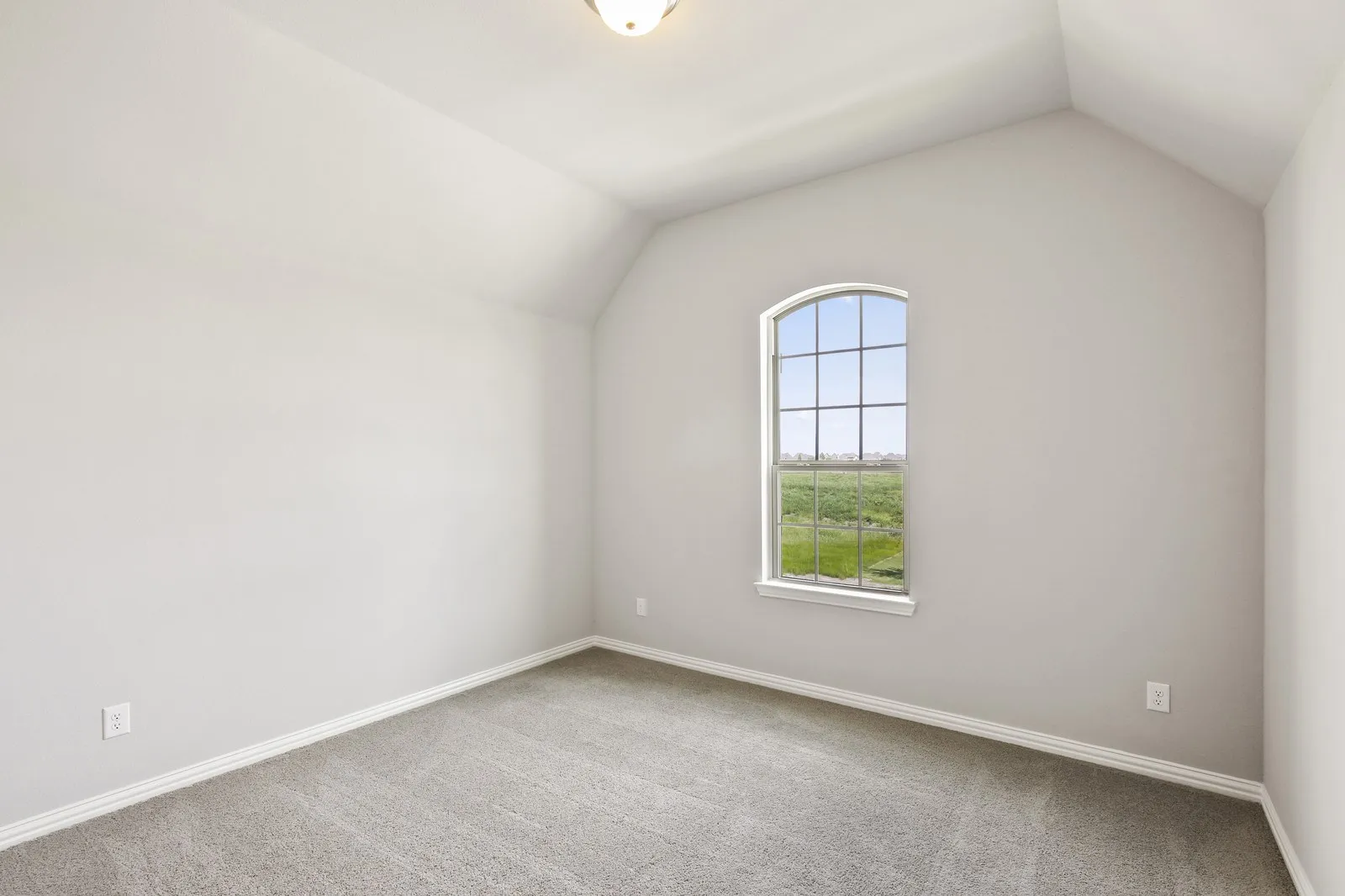 Single Family Residence For Rent in Denton County , 8336 RICHMOND, The Colony, Texas 75056, 4 Bedroom, 5 Bathroom, 2 Garage spaces, 3,518 Sqft, built in 2017, mls#21380598, Real Estate Agent in The Colony, Homes For Rent in Denton county, Homes For Rent in The Colony, Realtor in The Colony Texas, Real Estate Brokerage Independent Realty Texas, Luminita Cordes Realtor
