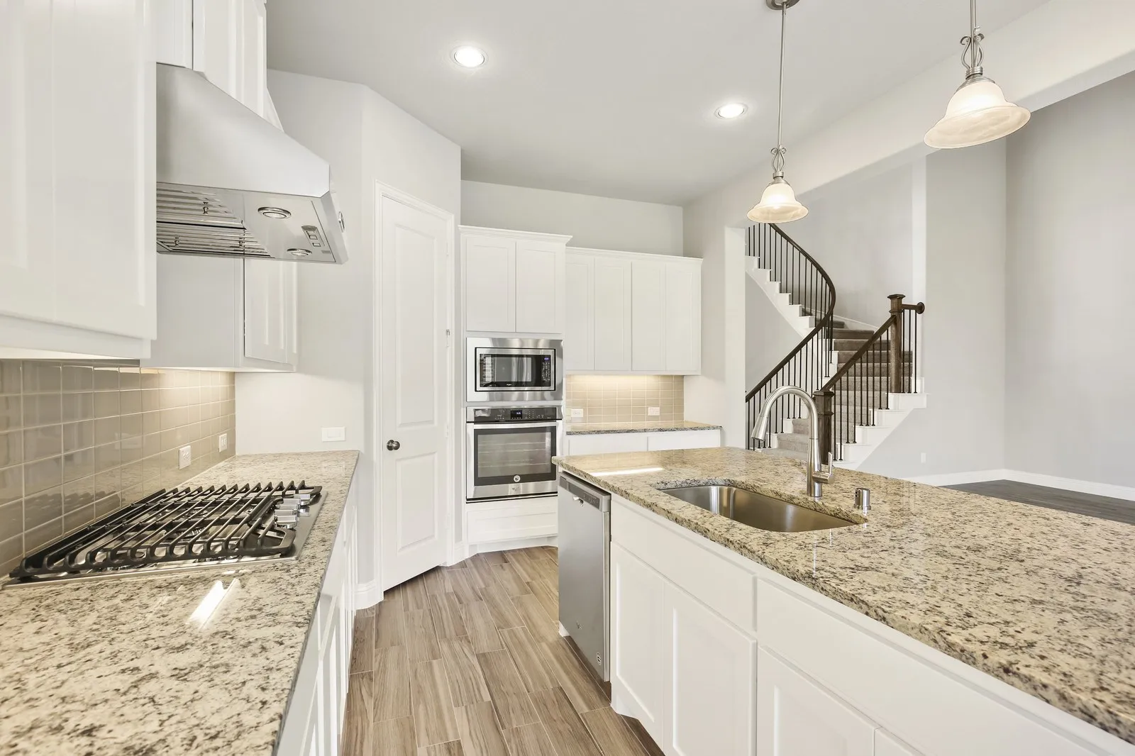 Single Family Residence For Rent in Denton County , 8336 RICHMOND, The Colony, Texas 75056, 4 Bedroom, 5 Bathroom, 2 Garage spaces, 3,518 Sqft, built in 2017, mls#21380598, Real Estate Agent in The Colony, Homes For Rent in Denton county, Homes For Rent in The Colony, Realtor in The Colony Texas, Real Estate Brokerage Independent Realty Texas, Luminita Cordes Realtor