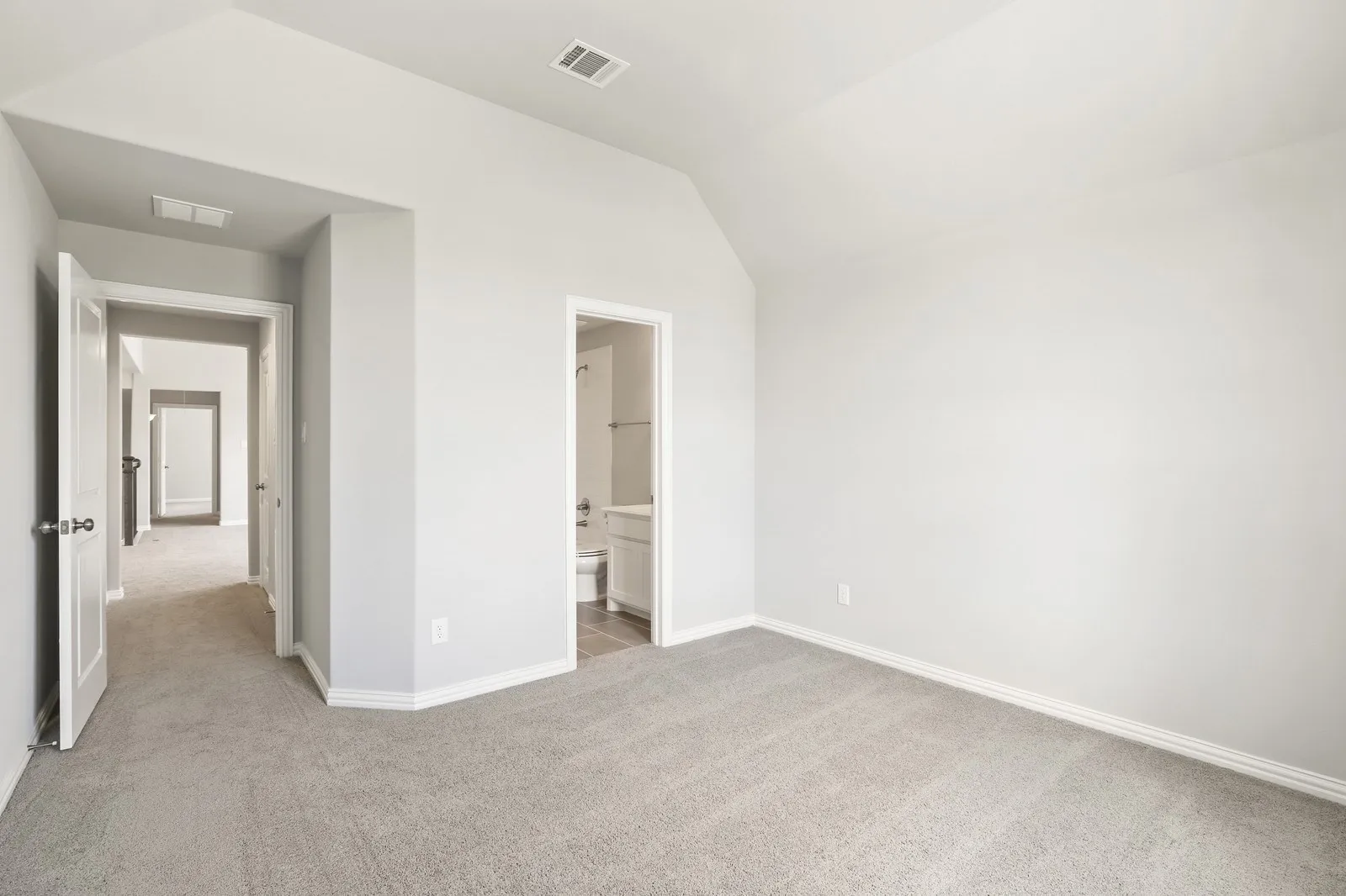 Single Family Residence For Rent in Denton County , 8336 RICHMOND, The Colony, Texas 75056, 4 Bedroom, 5 Bathroom, 2 Garage spaces, 3,518 Sqft, built in 2017, mls#21380598, Real Estate Agent in The Colony, Homes For Rent in Denton county, Homes For Rent in The Colony, Realtor in The Colony Texas, Real Estate Brokerage Independent Realty Texas, Luminita Cordes Realtor