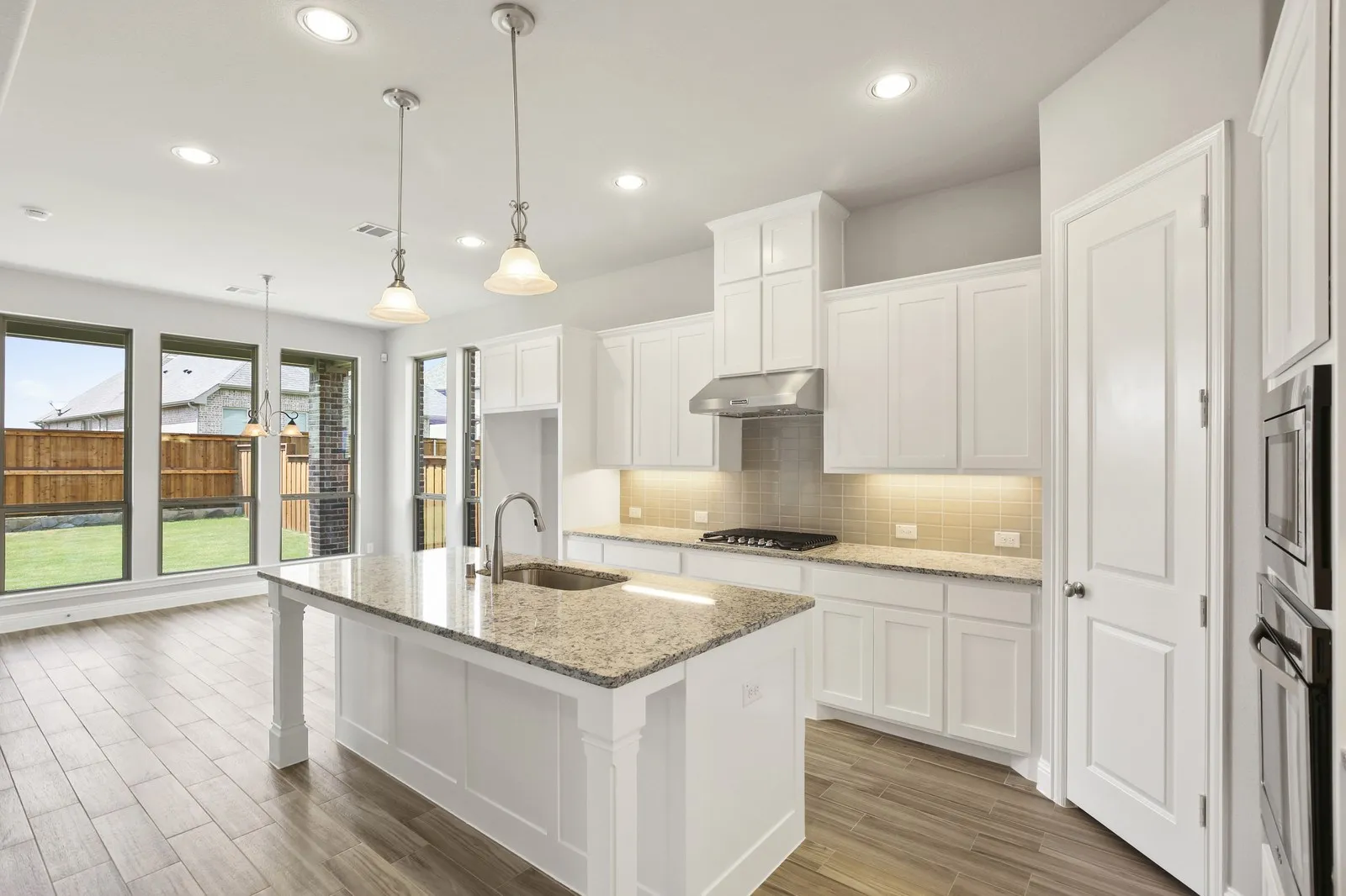 Single Family Residence For Rent in Denton County , 8336 RICHMOND, The Colony, Texas 75056, 4 Bedroom, 5 Bathroom, 2 Garage spaces, 3,518 Sqft, built in 2017, mls#21380598, Real Estate Agent in The Colony, Homes For Rent in Denton county, Homes For Rent in The Colony, Realtor in The Colony Texas, Real Estate Brokerage Independent Realty Texas, Luminita Cordes Realtor