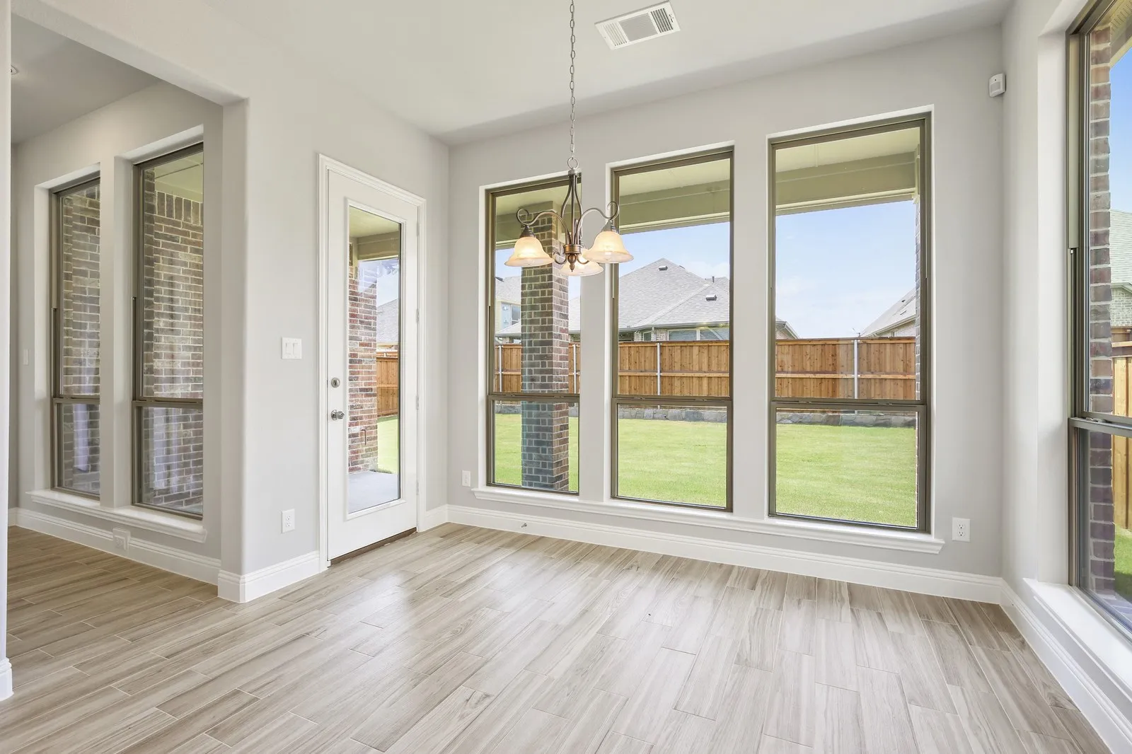 Single Family Residence For Rent in Denton County , 8336 RICHMOND, The Colony, Texas 75056, 4 Bedroom, 5 Bathroom, 2 Garage spaces, 3,518 Sqft, built in 2017, mls#21380598, Real Estate Agent in The Colony, Homes For Rent in Denton county, Homes For Rent in The Colony, Realtor in The Colony Texas, Real Estate Brokerage Independent Realty Texas, Luminita Cordes Realtor