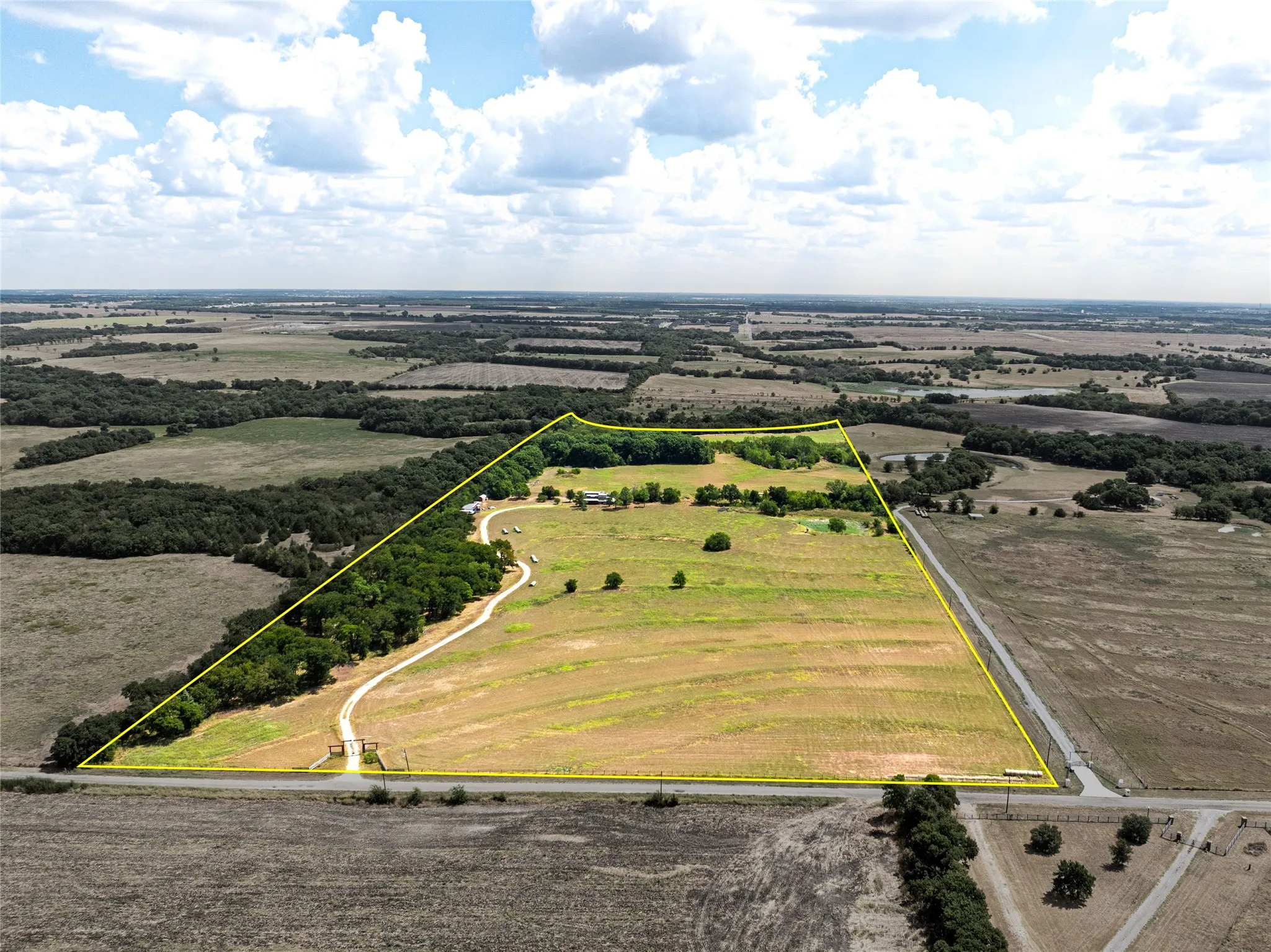 Unimproved Land For Sale in Grayson County , 3182 Lovers Leap Lane, Gunter, Texas 75058, 0, 0, Garage spaces, 0 Sqft, built in 1998, mls#21380154, Real Estate Agent in Gunter, Homes For Sale in Grayson county, Homes For Sale in Gunter, Realtor in Gunter Texas, Real Estate Brokerage Independent Realty Texas, Luminita Cordes Realtor