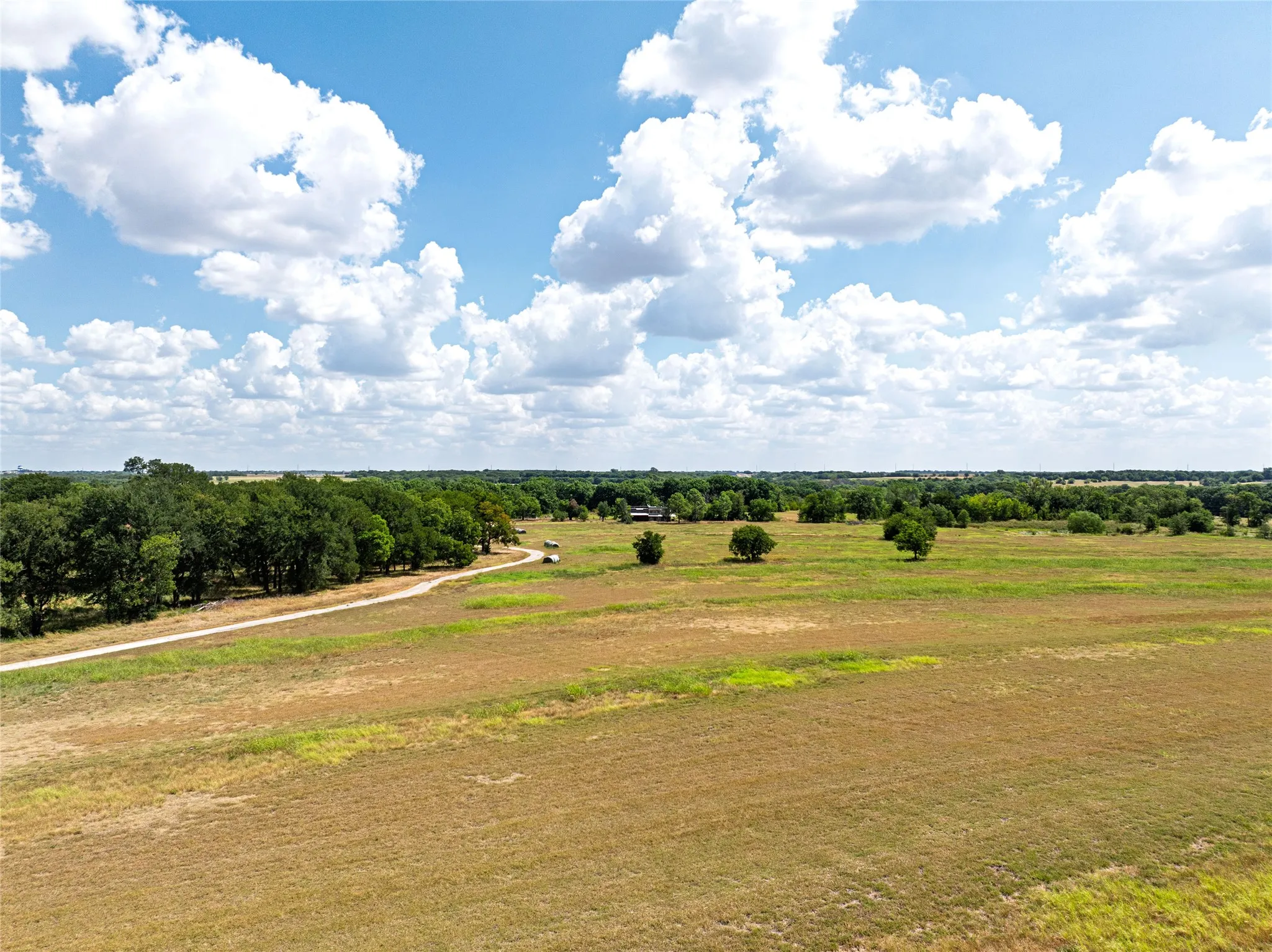 Unimproved Land For Sale in Grayson County , 3182 Lovers Leap Lane, Gunter, Texas 75058, 0, 0, Garage spaces, 0 Sqft, built in 1998, mls#21380154, Real Estate Agent in Gunter, Homes For Sale in Grayson county, Homes For Sale in Gunter, Realtor in Gunter Texas, Real Estate Brokerage Independent Realty Texas, Luminita Cordes Realtor